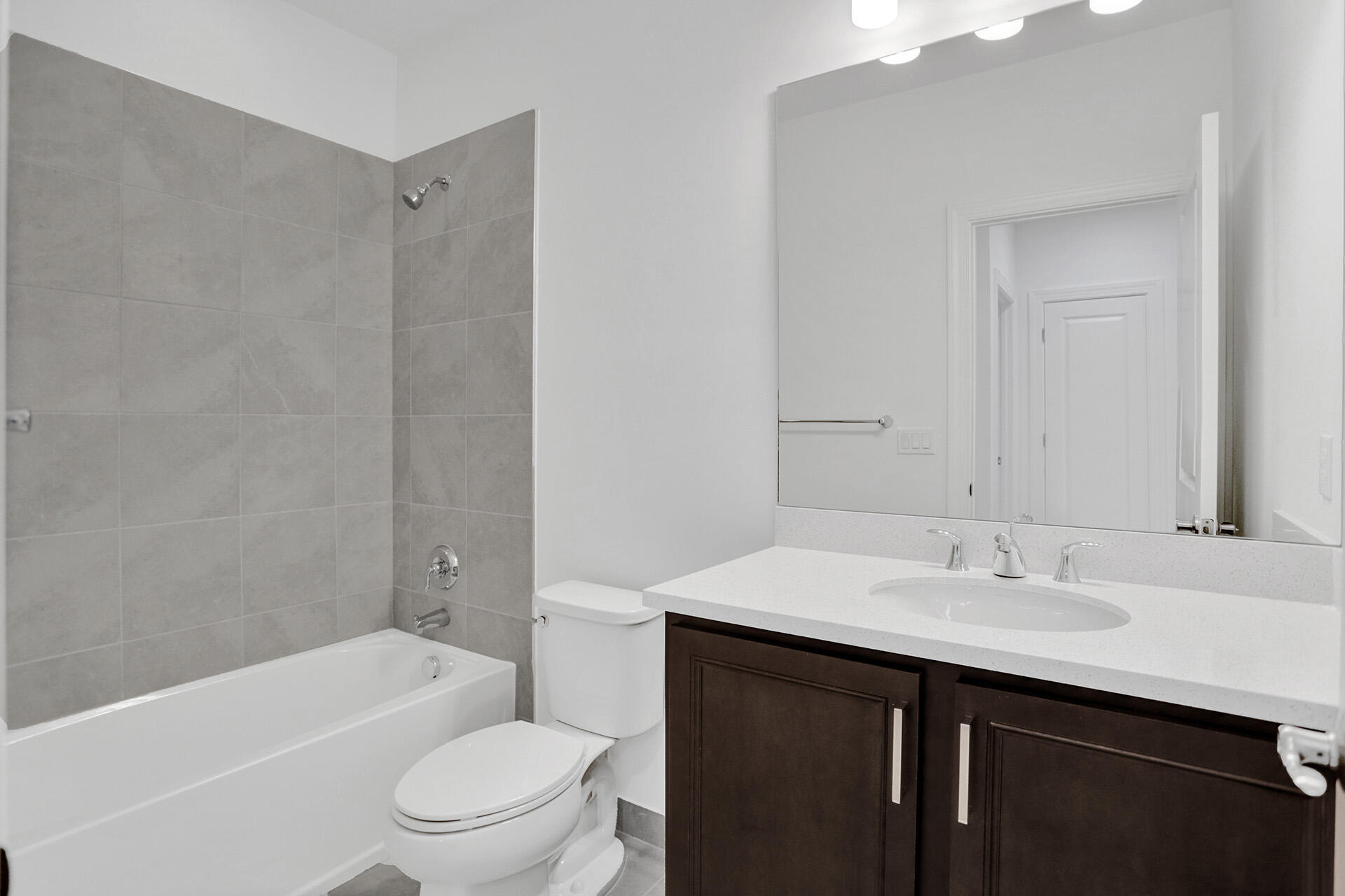 585 Sanderling Circle Property Photo 47