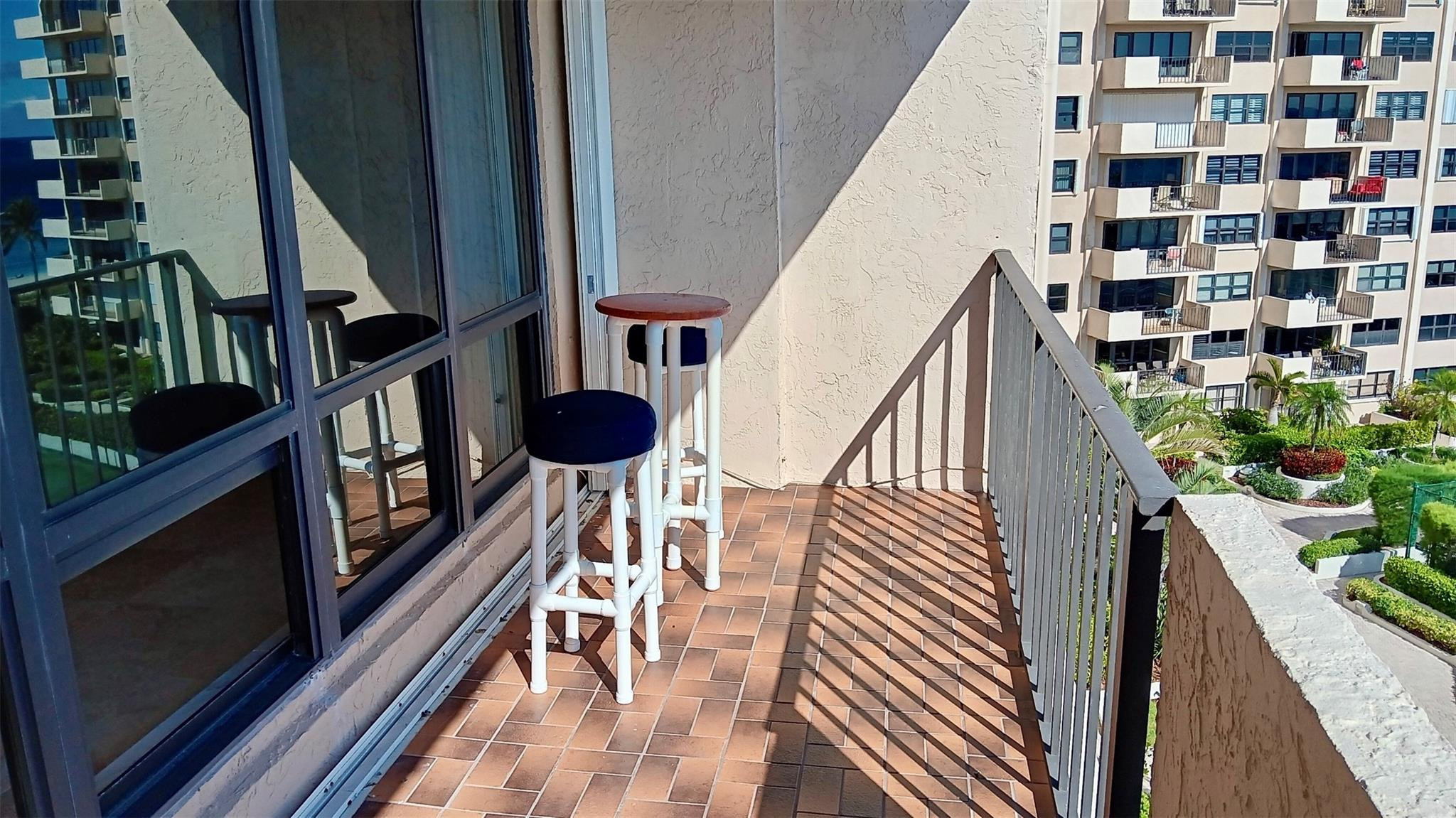 4900 N Ocean Boulevard 819 Property Photo 17
