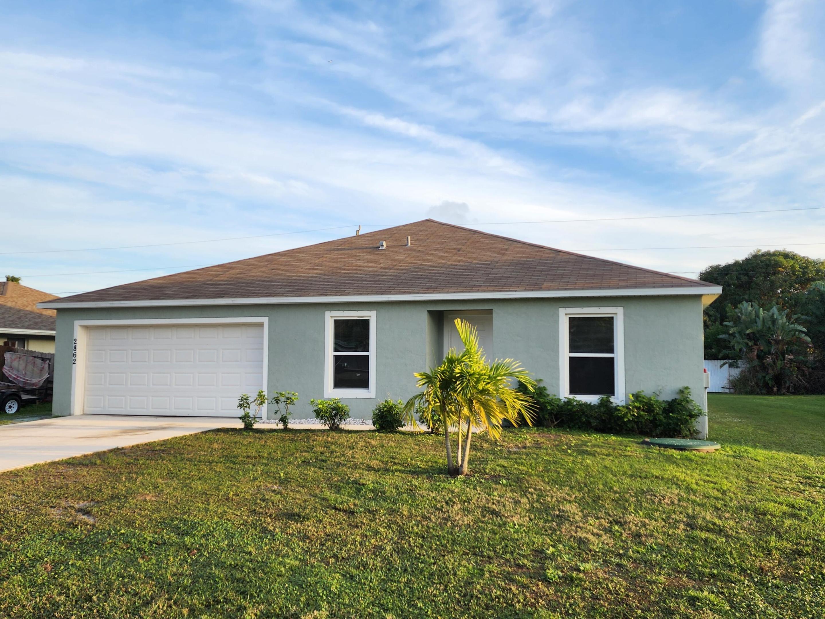 2862 SE BUCCANEER Circle Property Photo 1
