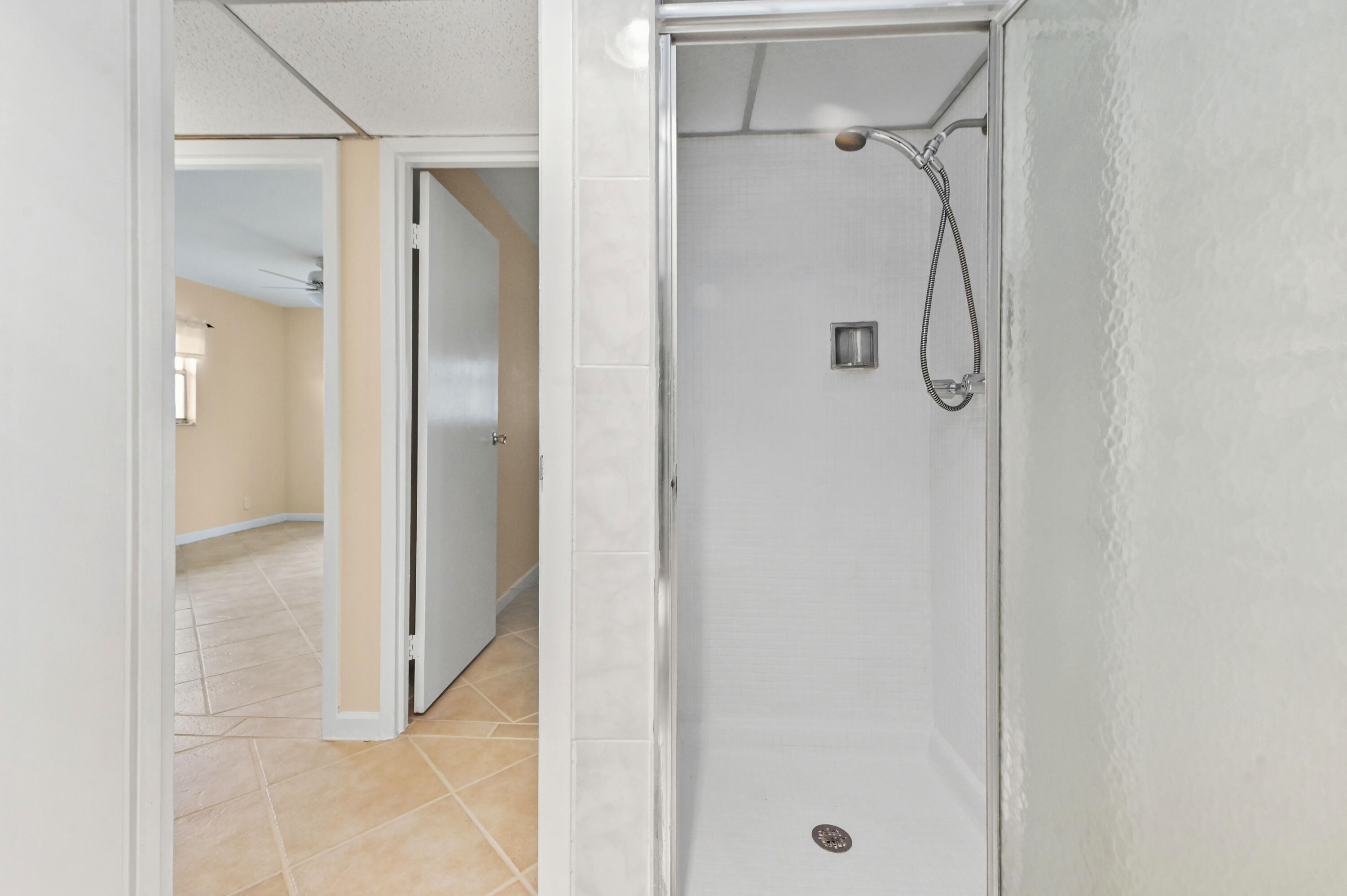 192 Monaco D Property Photo 14