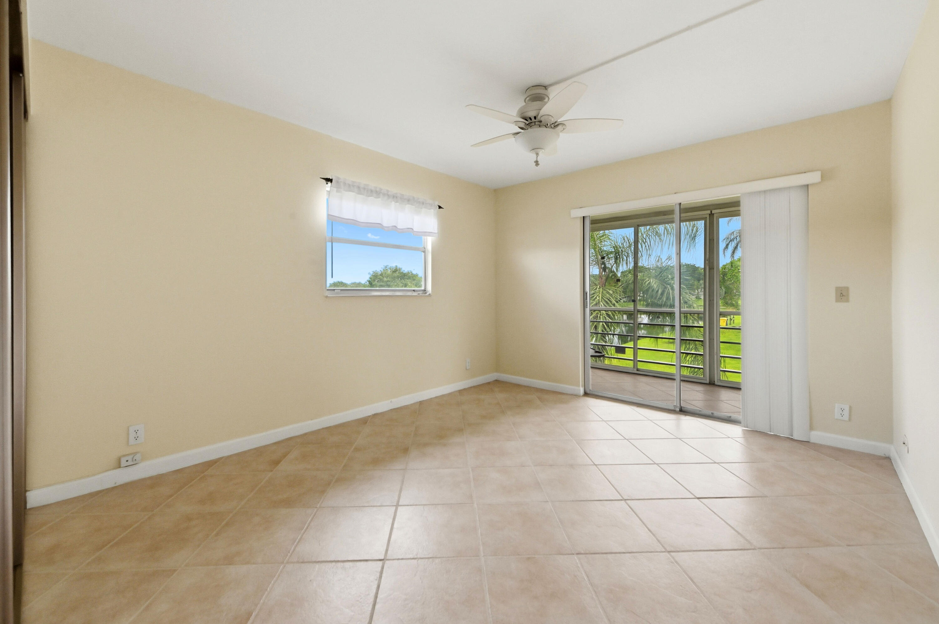 192 Monaco D Property Photo 17