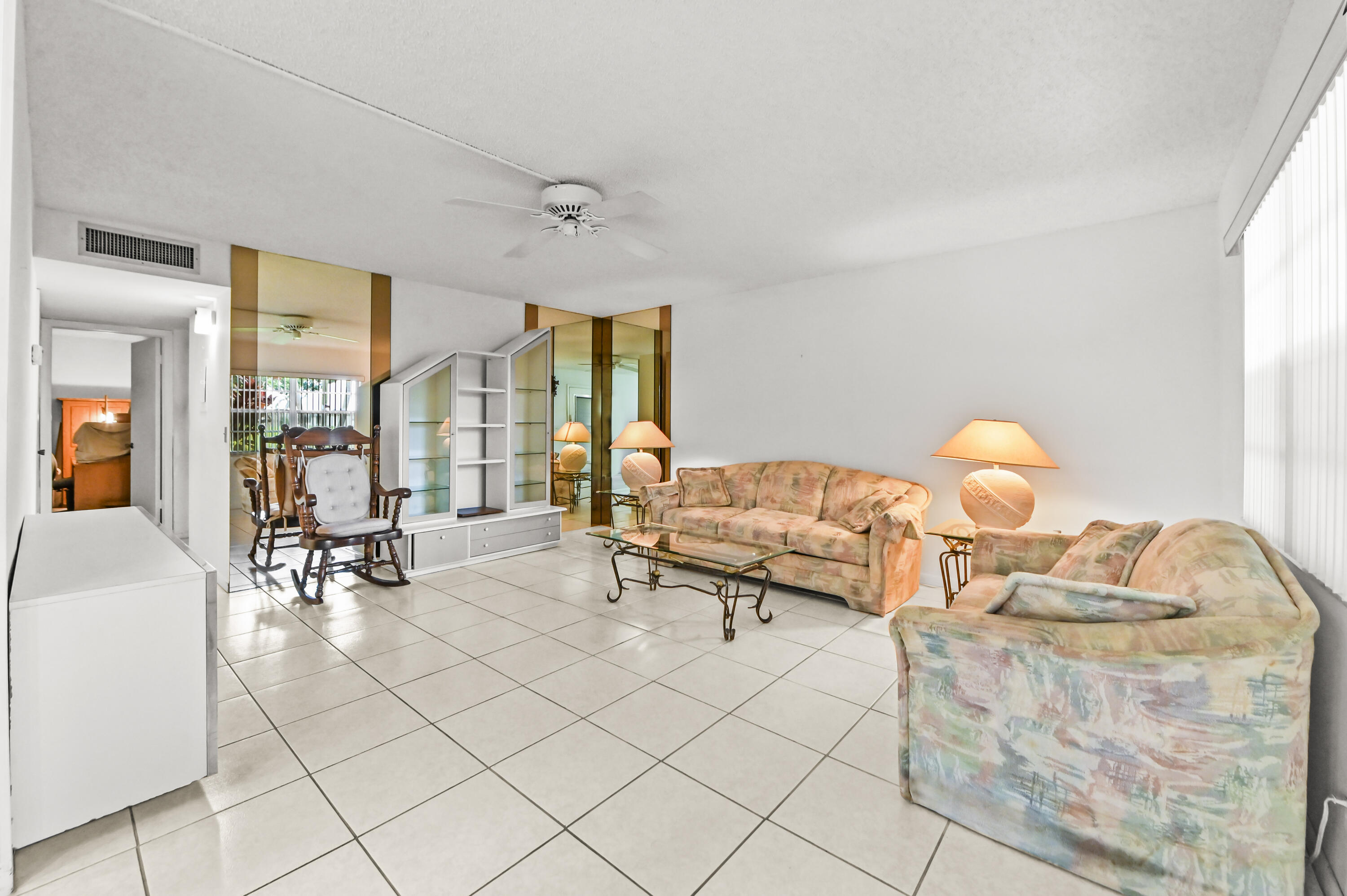 20 Flanders A Property Photo 4