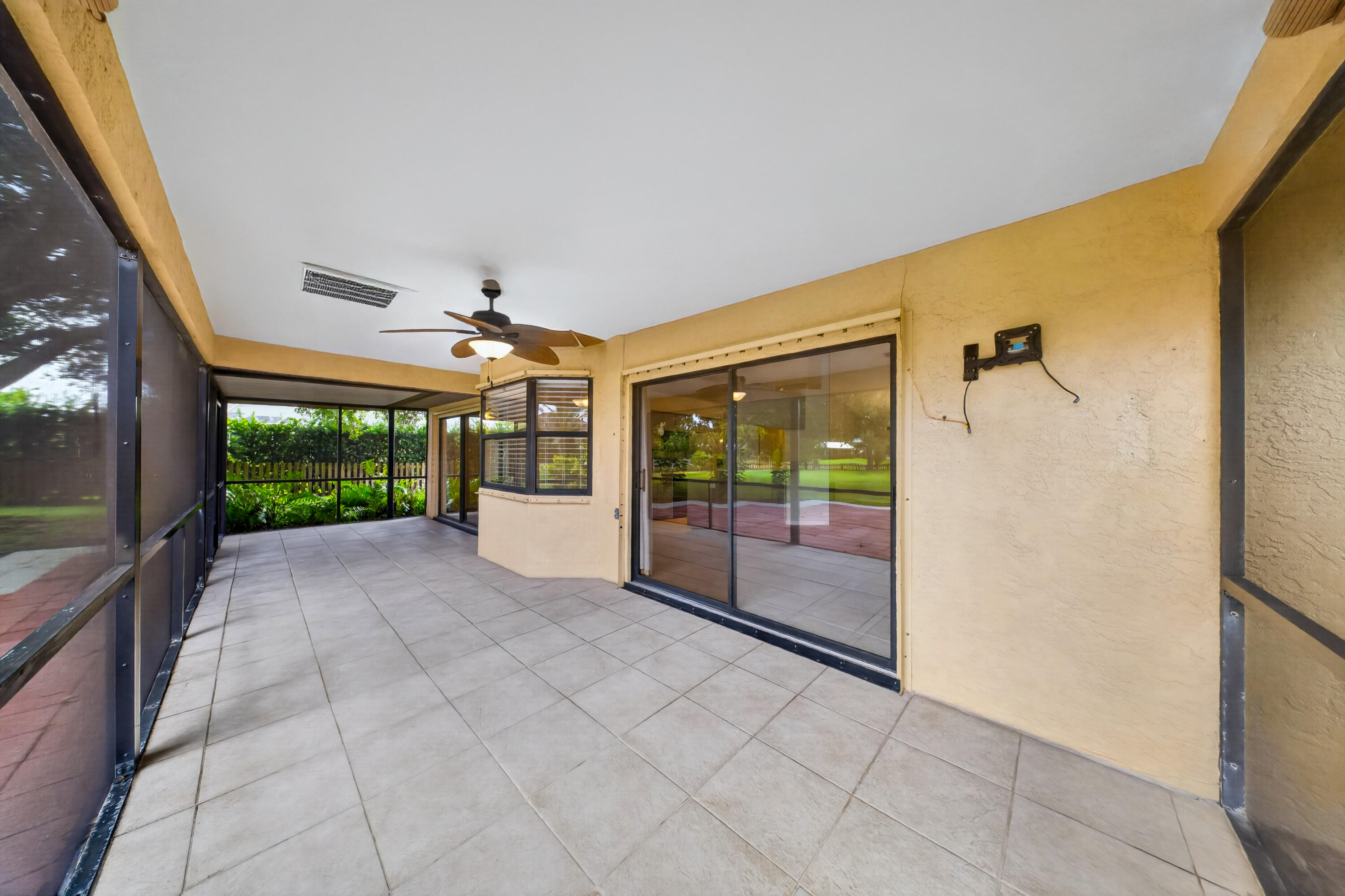 1957 Se Dranson Circle Property Photo 33