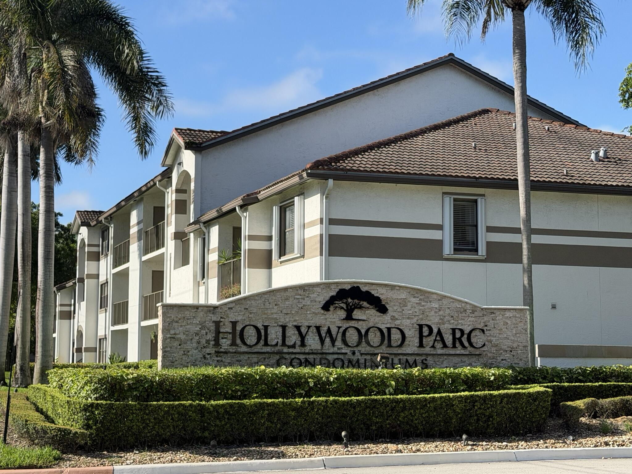 520 S Park Road 22-12