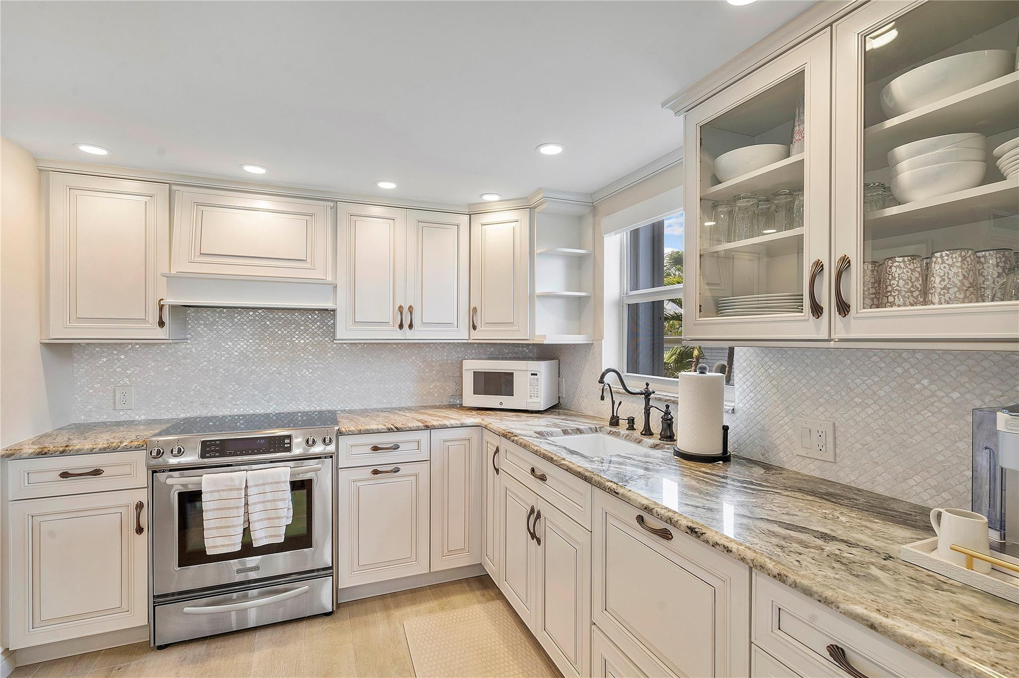 1710 S Ocean Lane 201 Property Photo 11