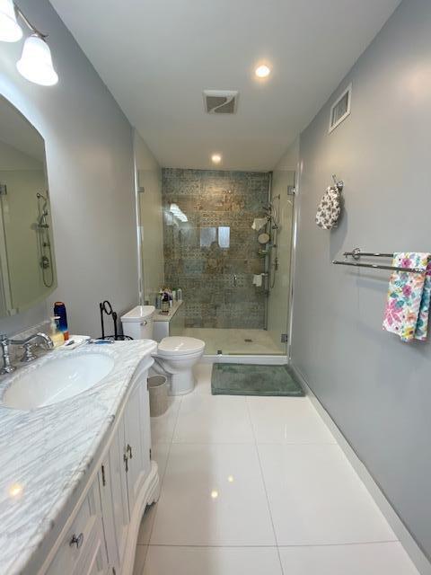 6601 Lake Clarke Drive Property Photo 14