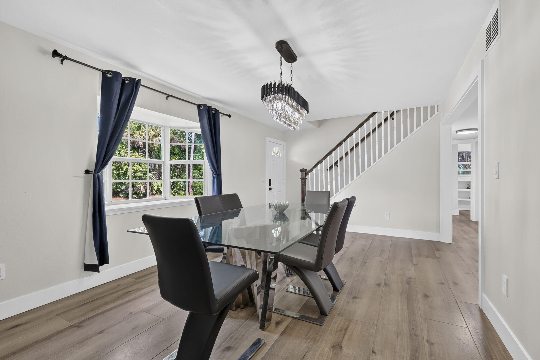 4660 Coconut Boulevard Property Photo 8