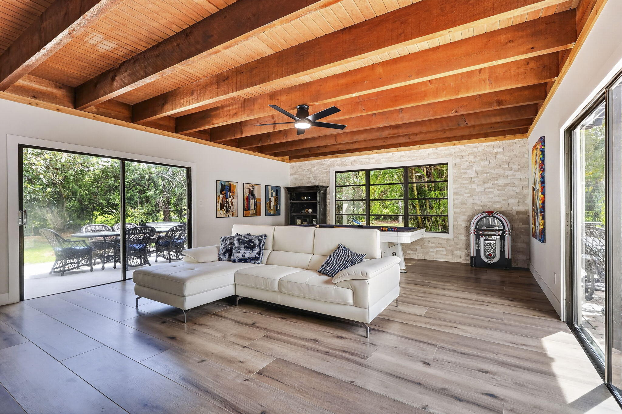 4660 Coconut Boulevard Property Photo 10