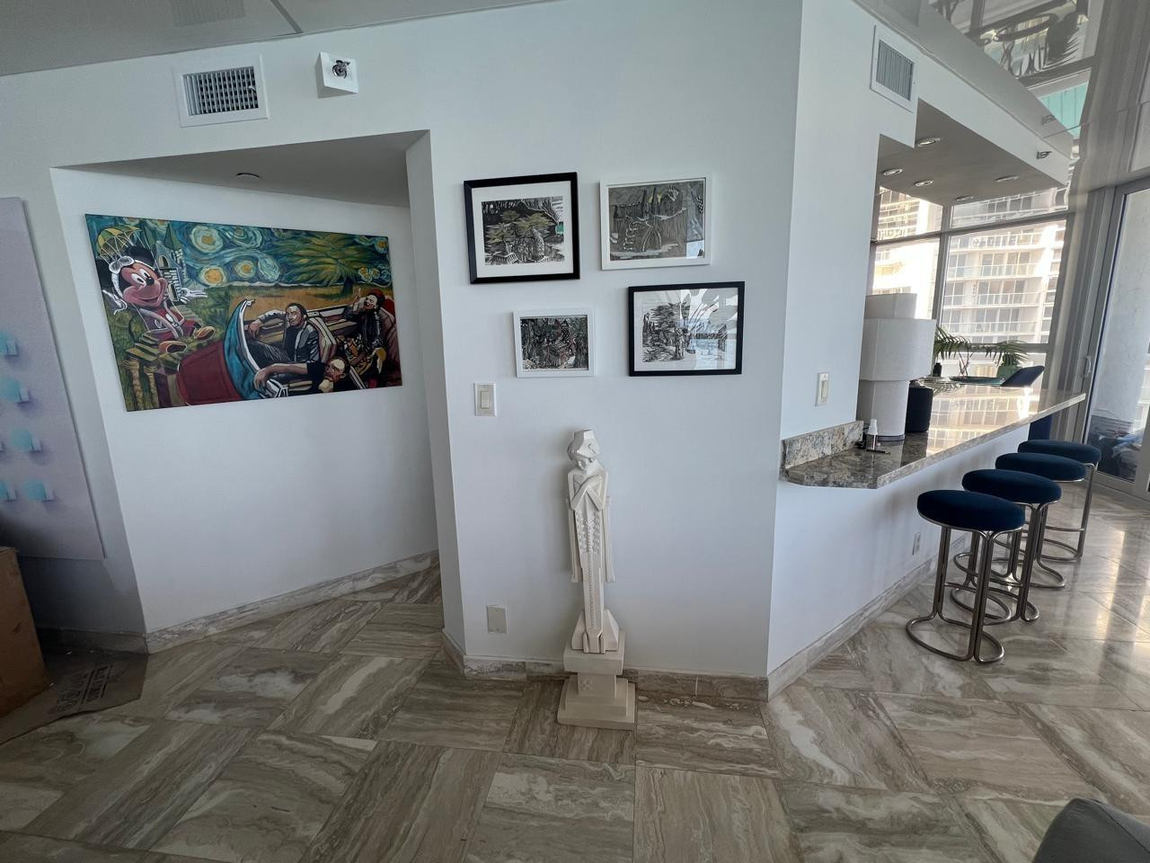 16425 Collins Avenue 816 Property Photo 13