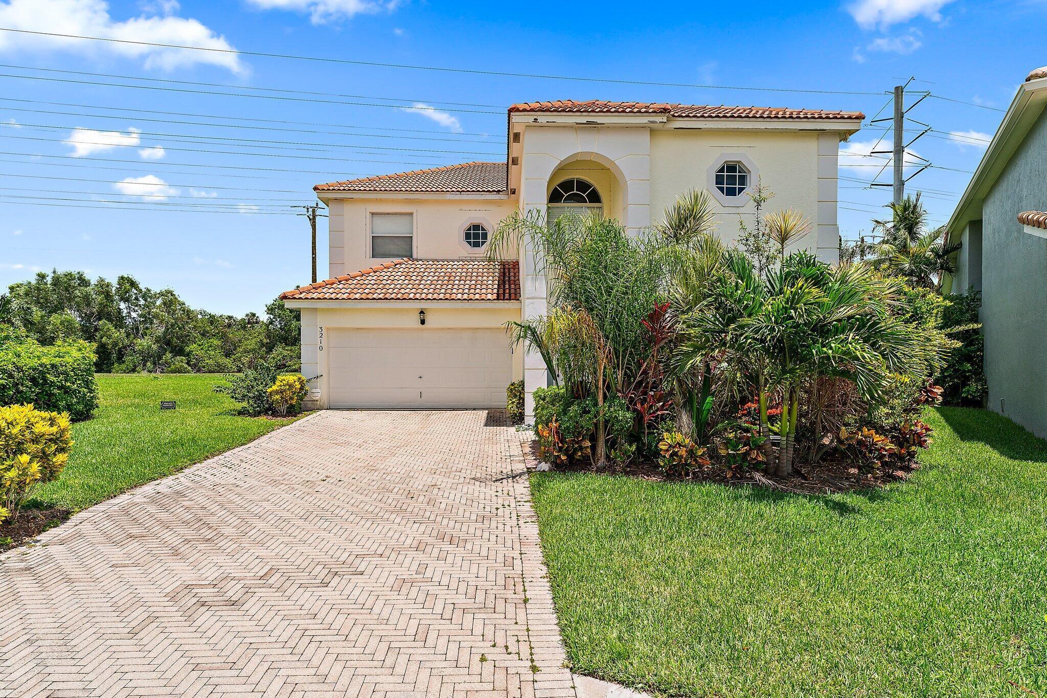 3210 El Camino Real Property Photo 1
