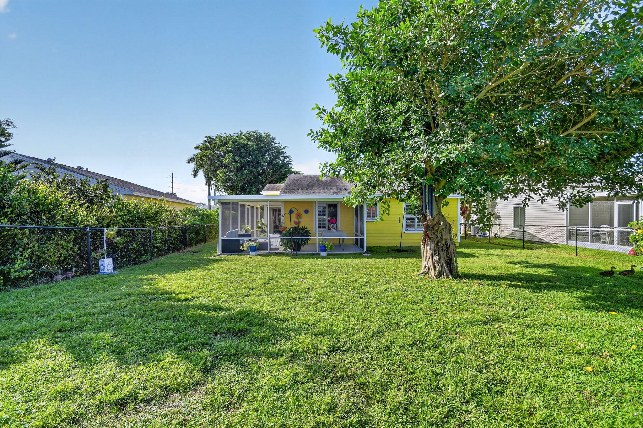 9099 Carma Drive Property Photo 35