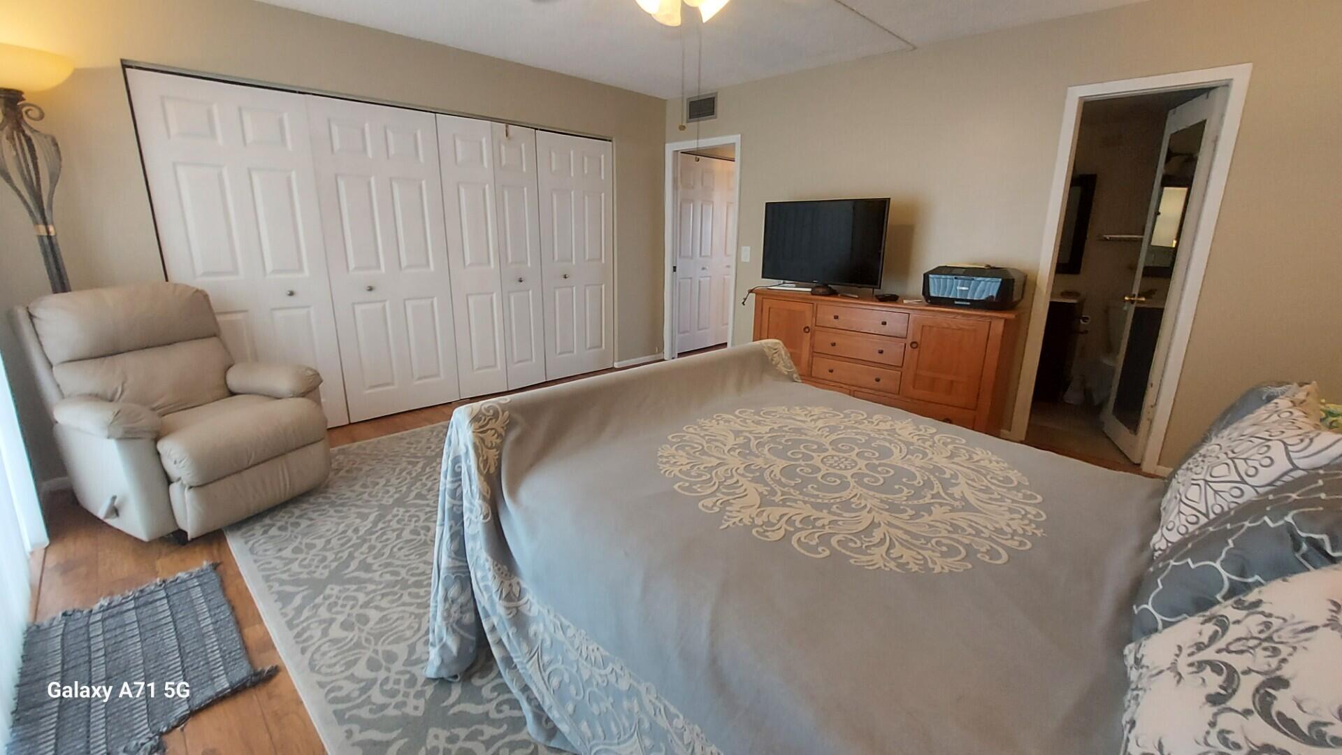 4014 Wolverton A Property Photo 25