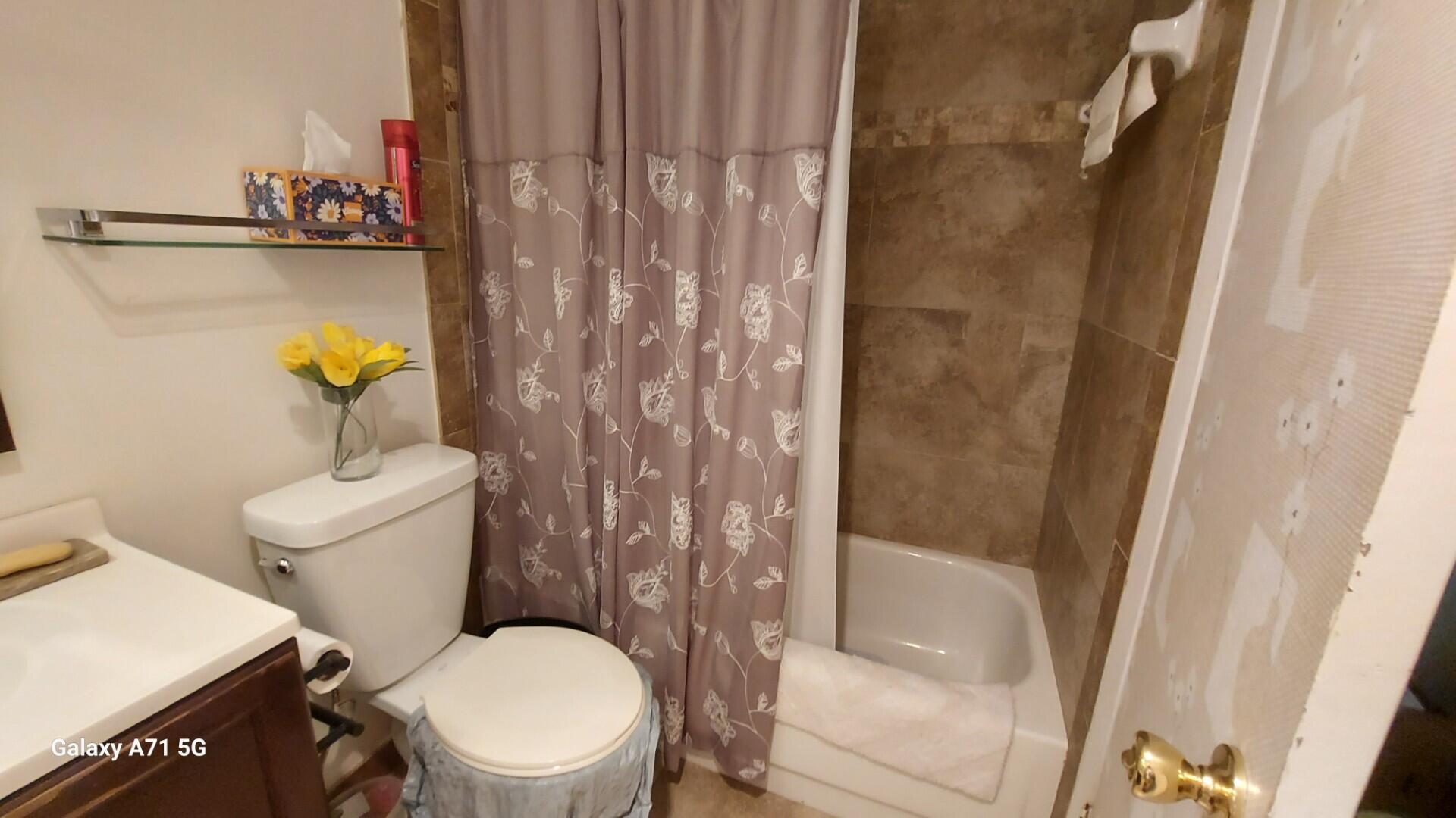 4014 Wolverton A Property Photo 33