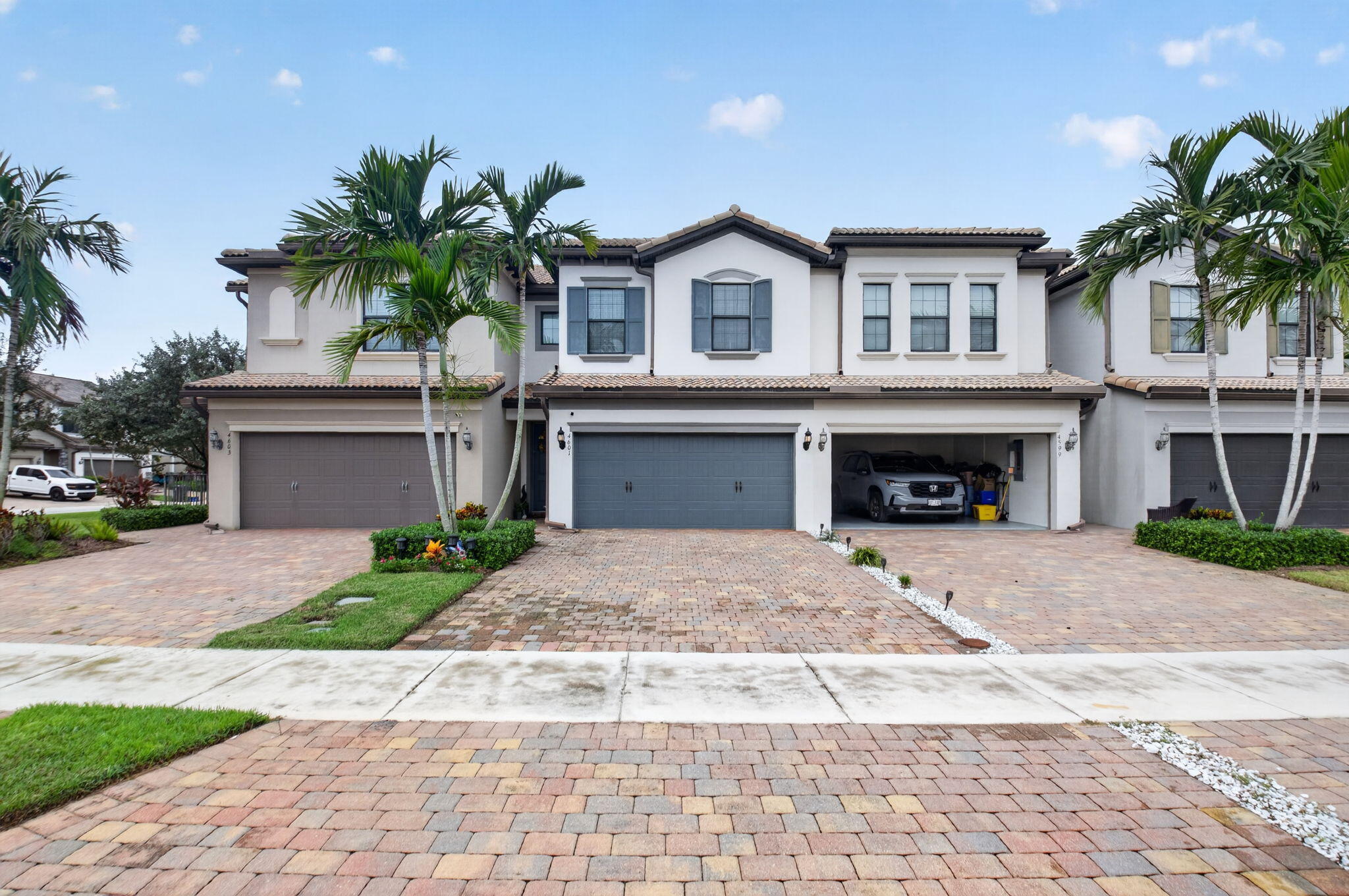 4601 San Fratello Circle Property Photo 3