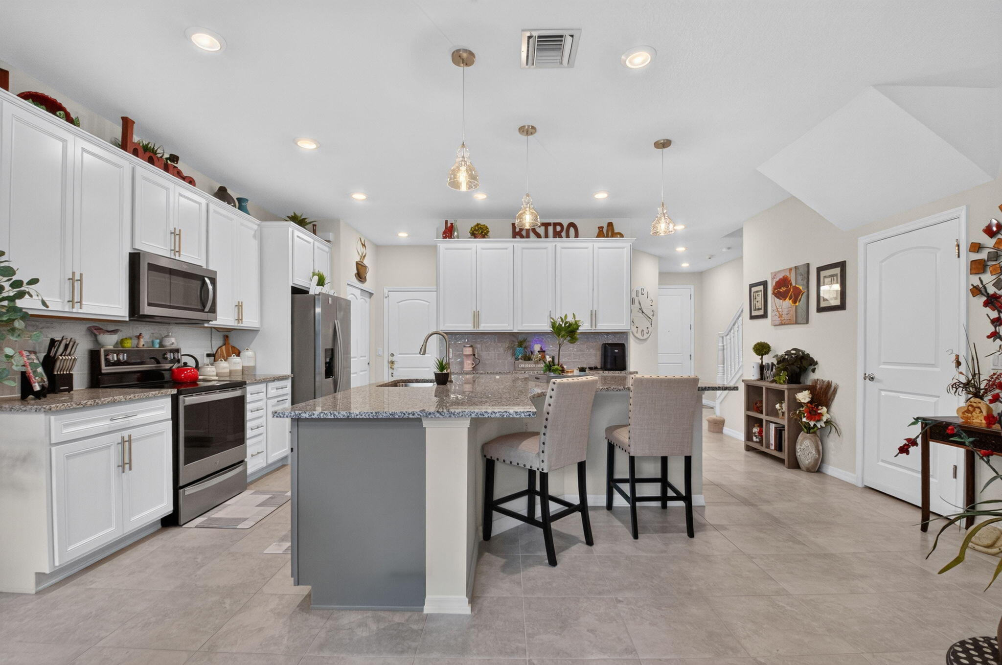 4601 San Fratello Circle Property Photo 12