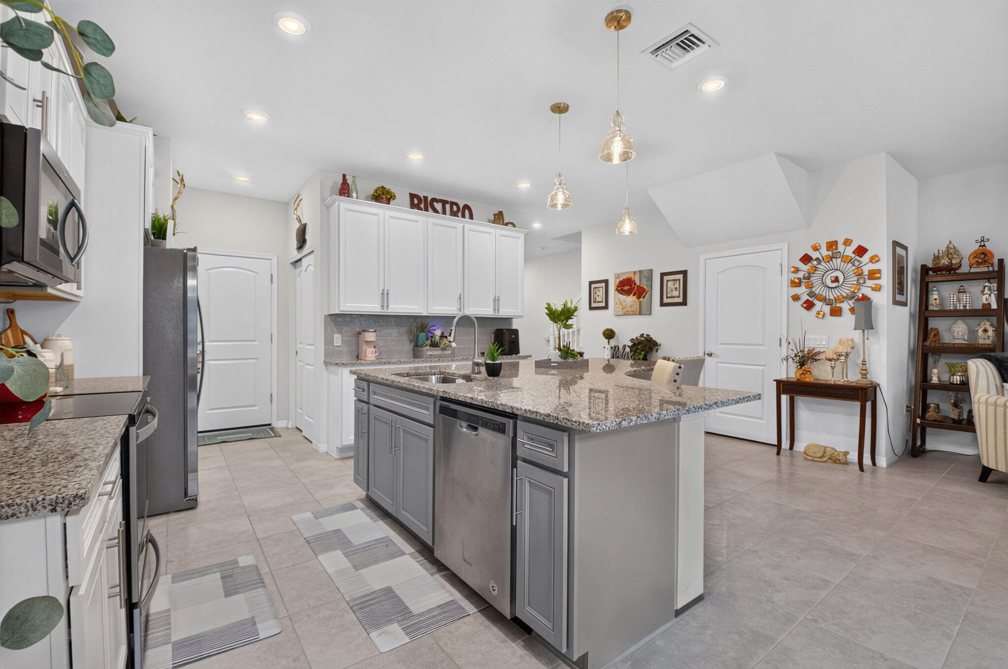 4601 San Fratello Circle Property Photo 13