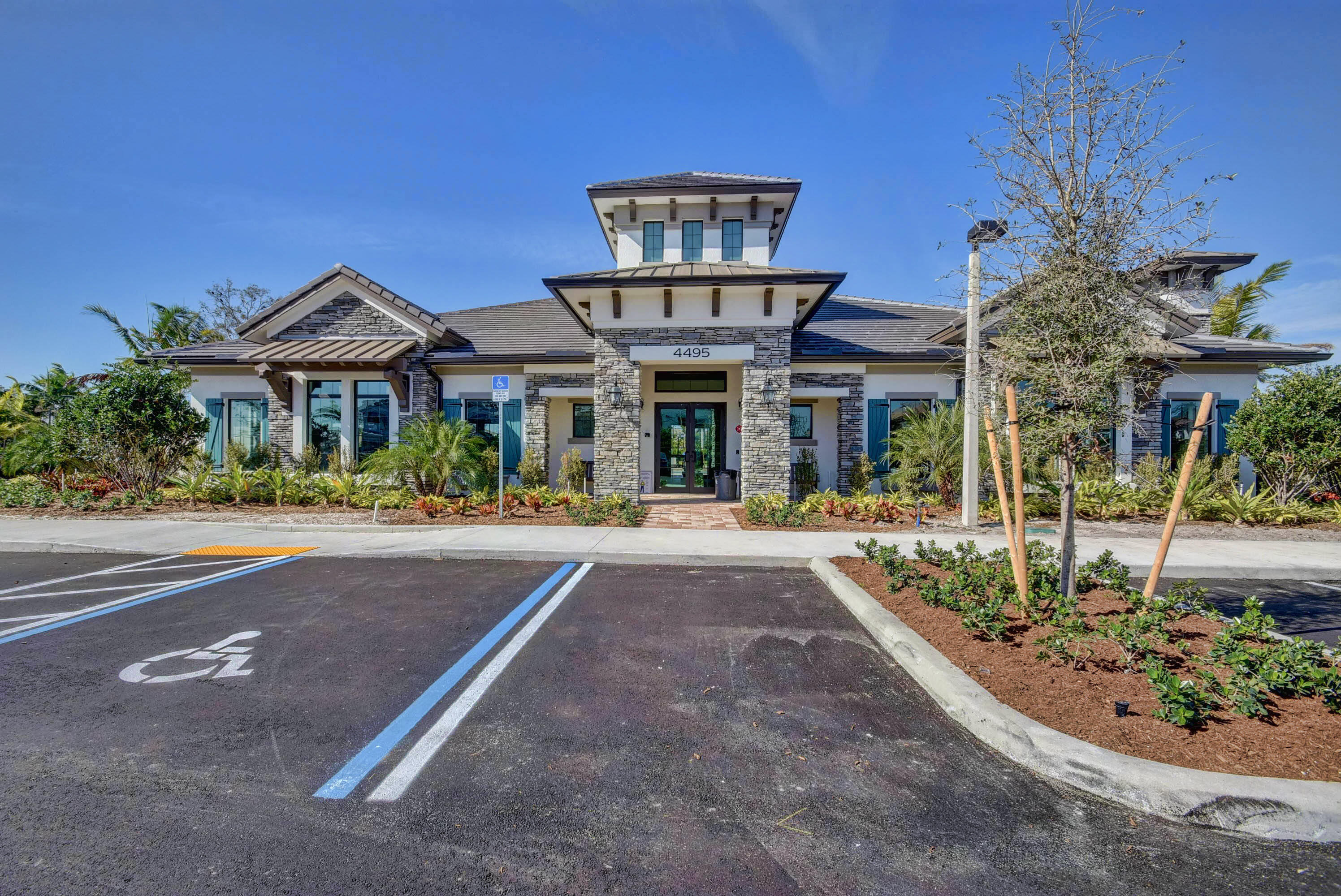 4601 San Fratello Circle Property Photo 40