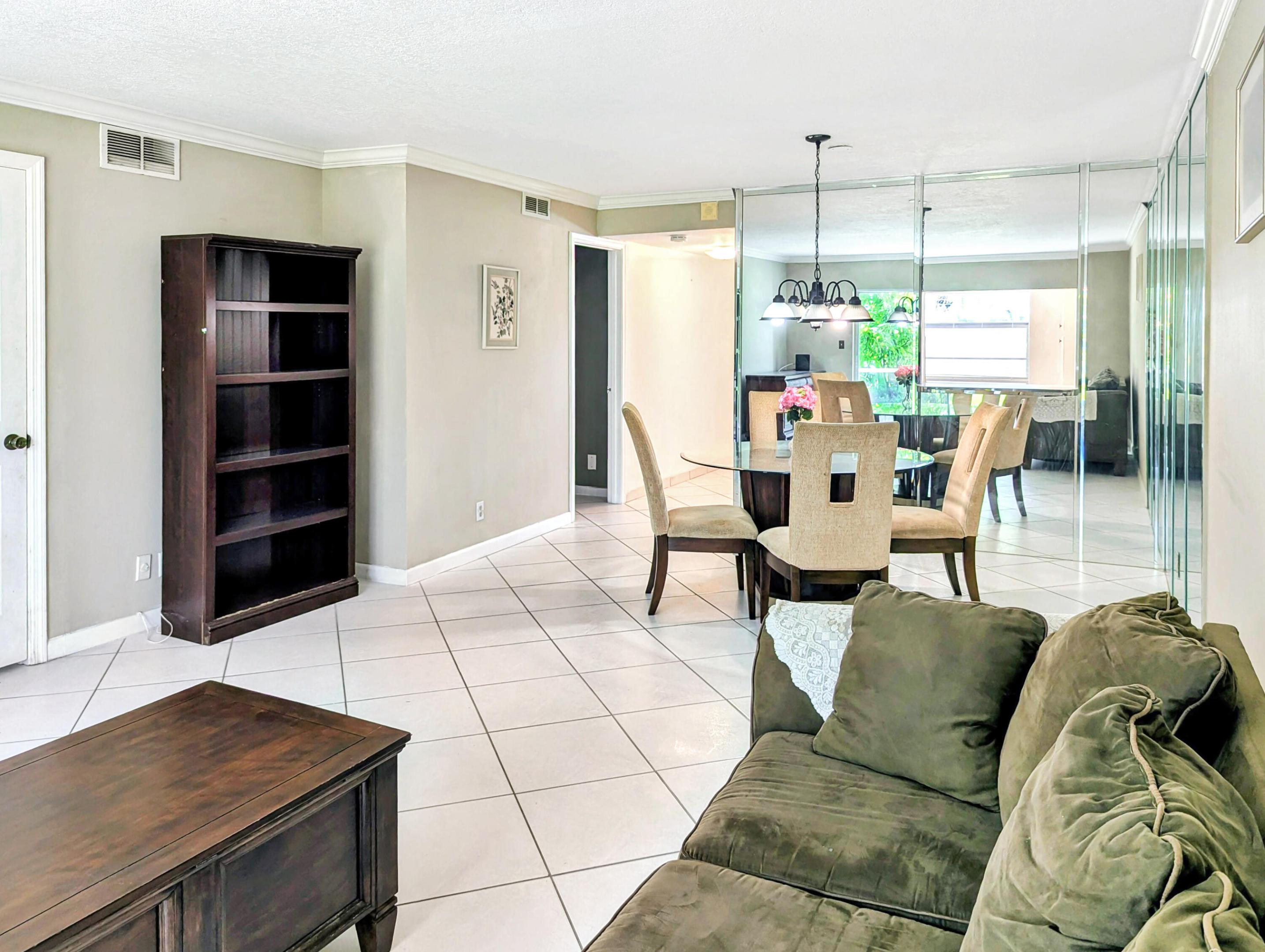3774 Inverrary Boulevard 104p Property Photo 14