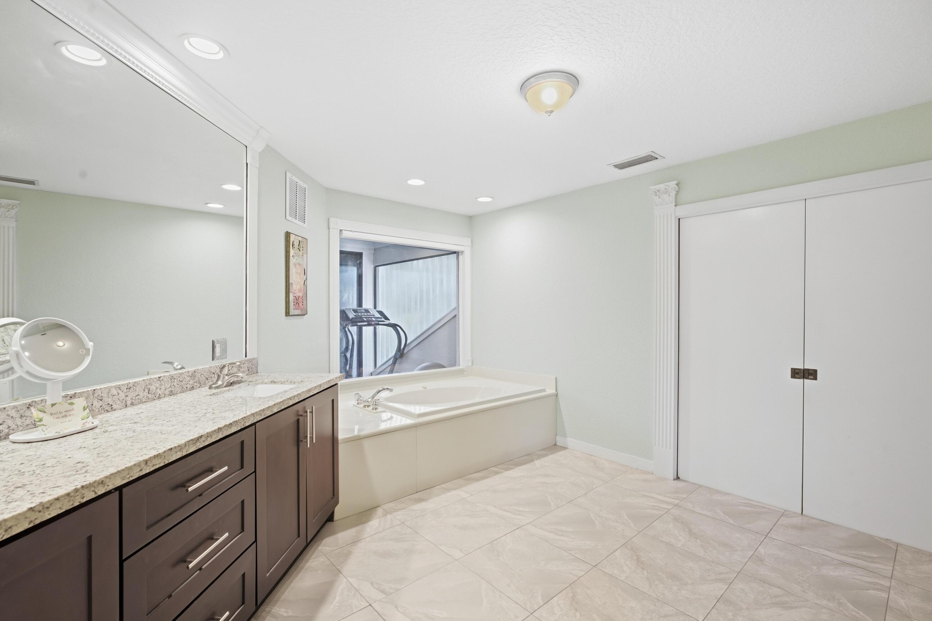 1536 Sw Egret Way Property Photo 20