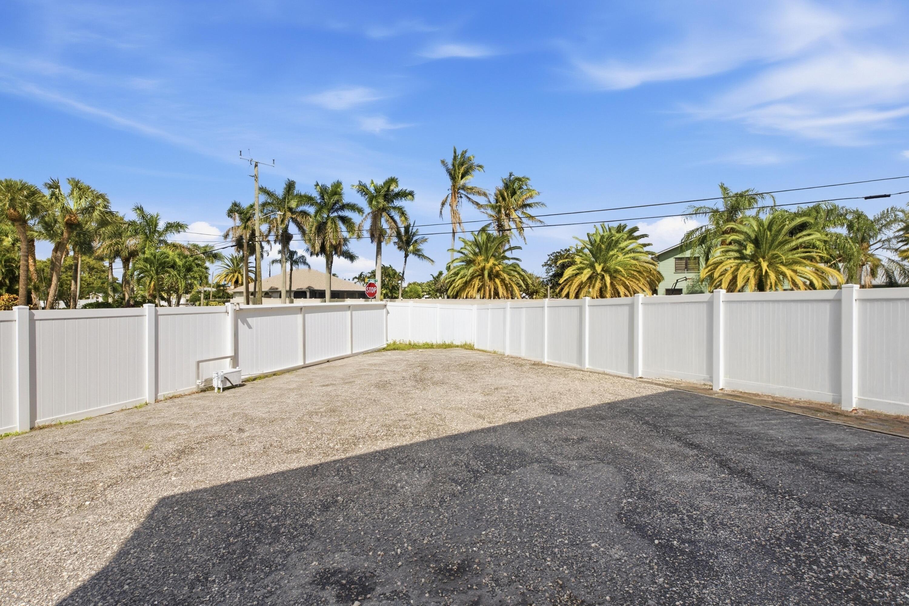 1536 Sw Egret Way Property Photo 47