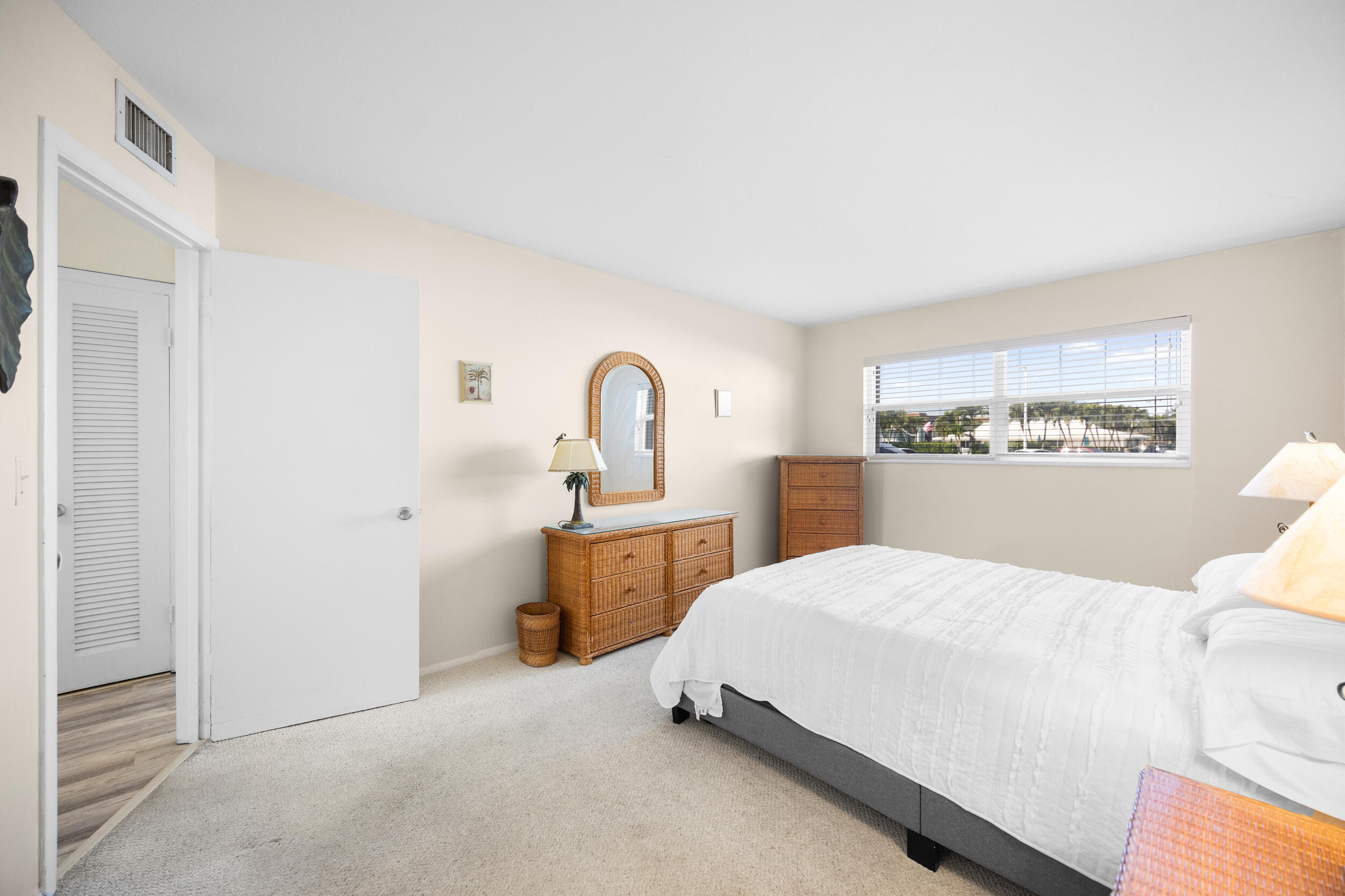 100 Shore Court 104 Property Photo 25