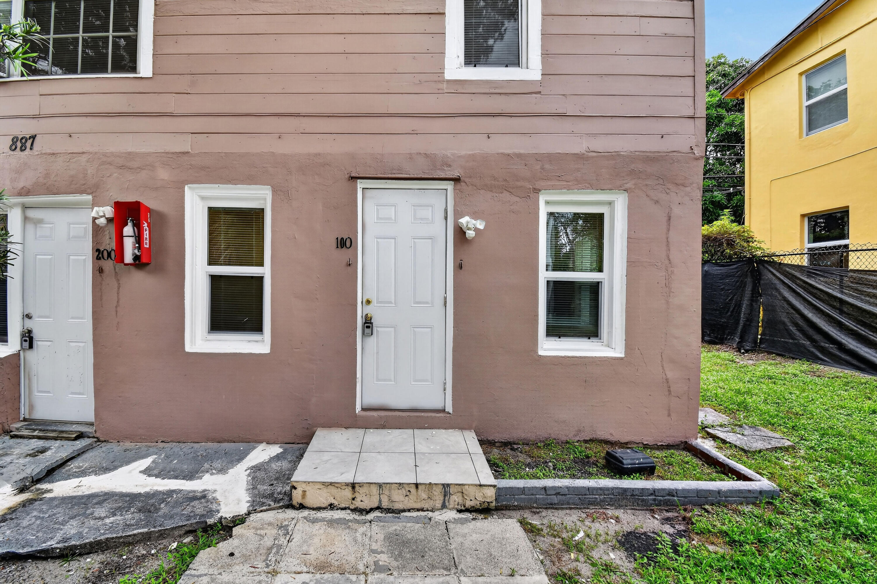 885-887 7th Street #201 Property Photo 19