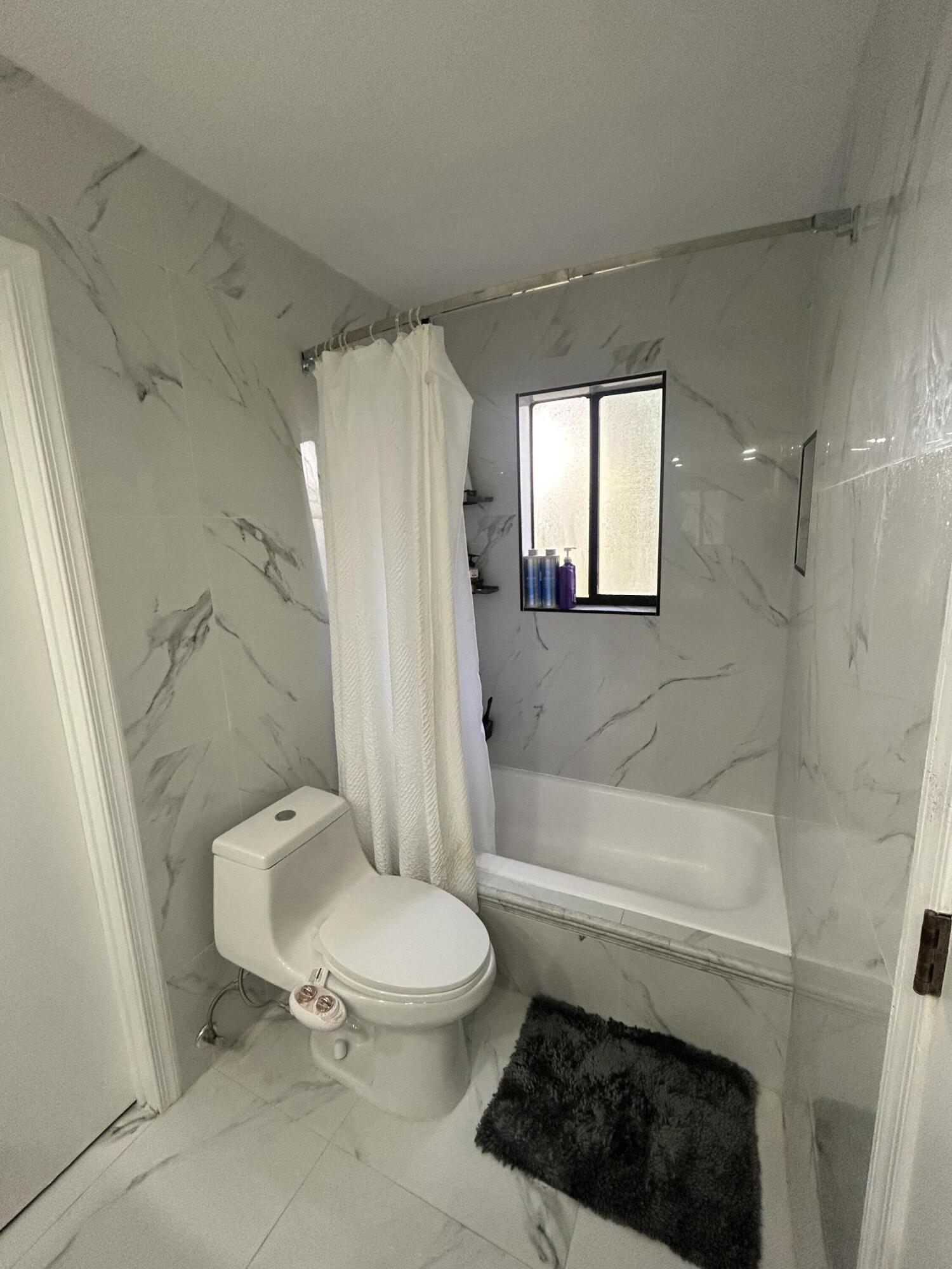11892 Sturbridge Lane Property Photo 20