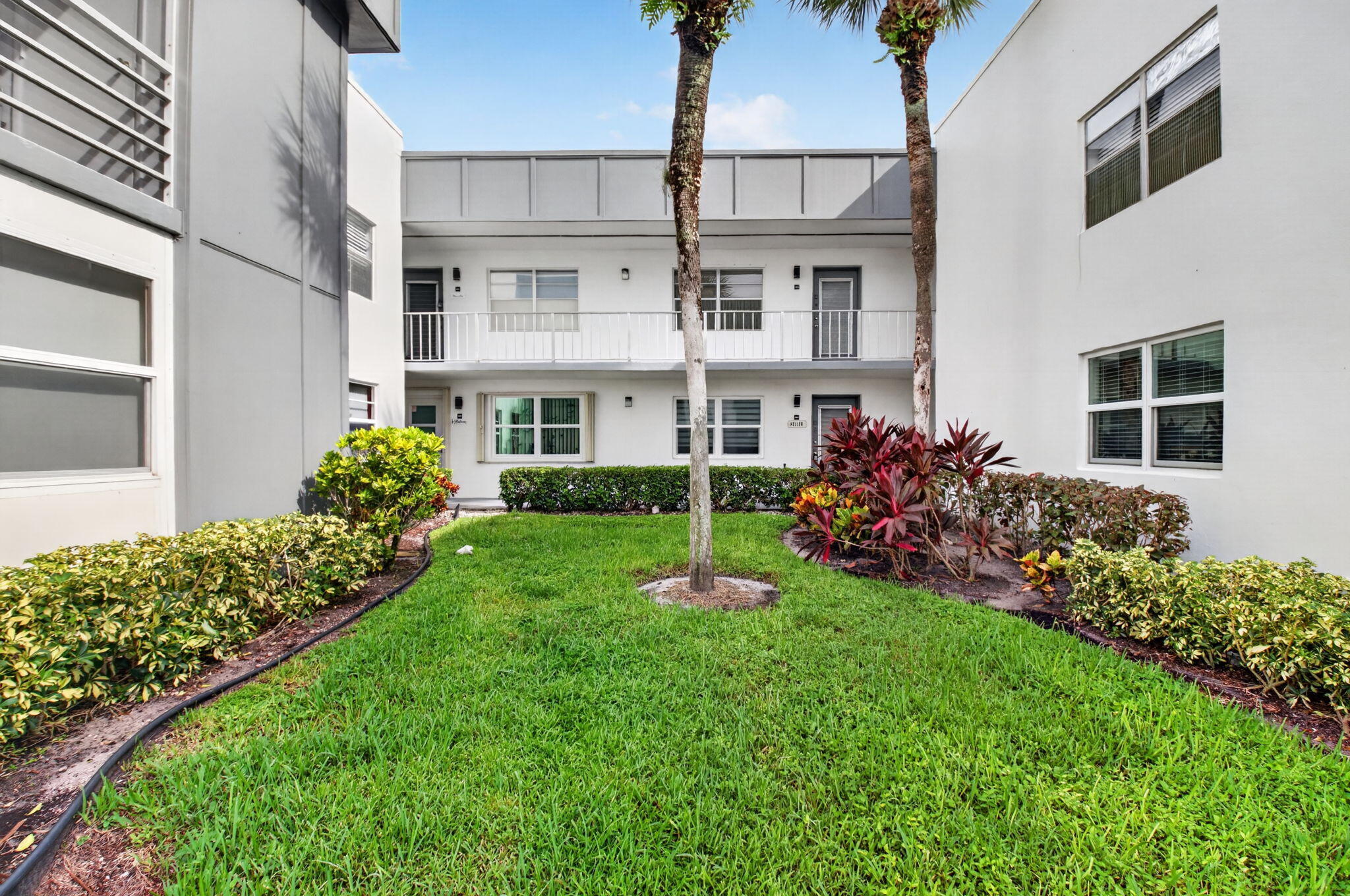 390 Normandy I Property Photo 1
