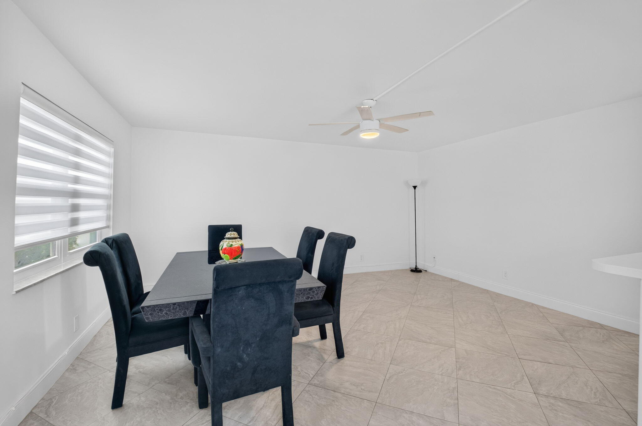 390 Normandy I Property Photo 4