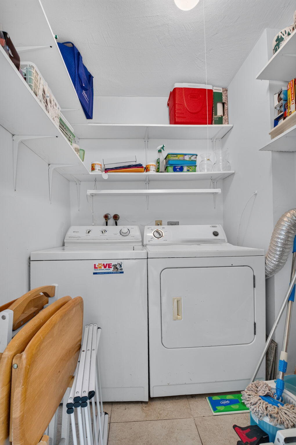 390 Normandy I Property Photo 26