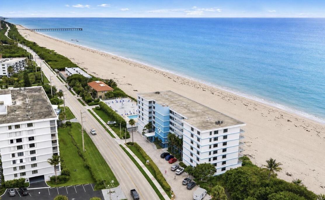 900 Ocean Drive 706 Property Photo 3