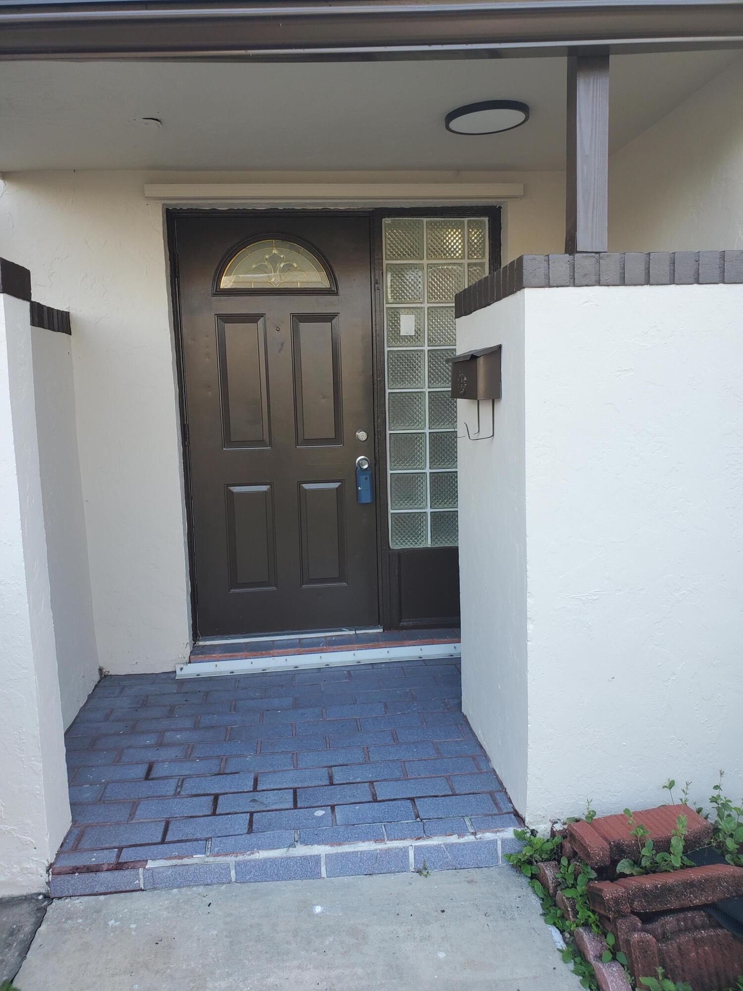 1375 Seaview Property Photo 3