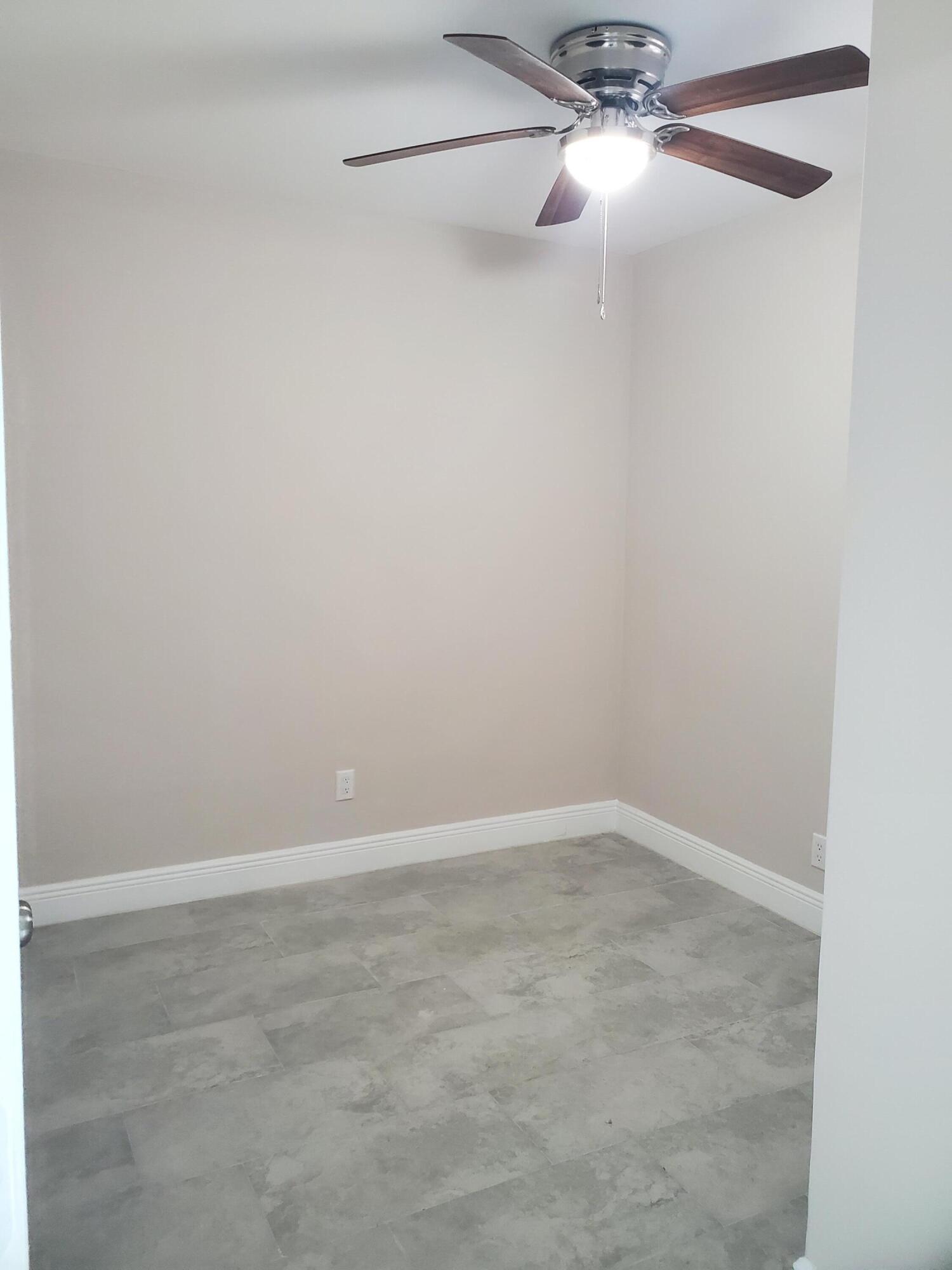 1375 Seaview Property Photo 6