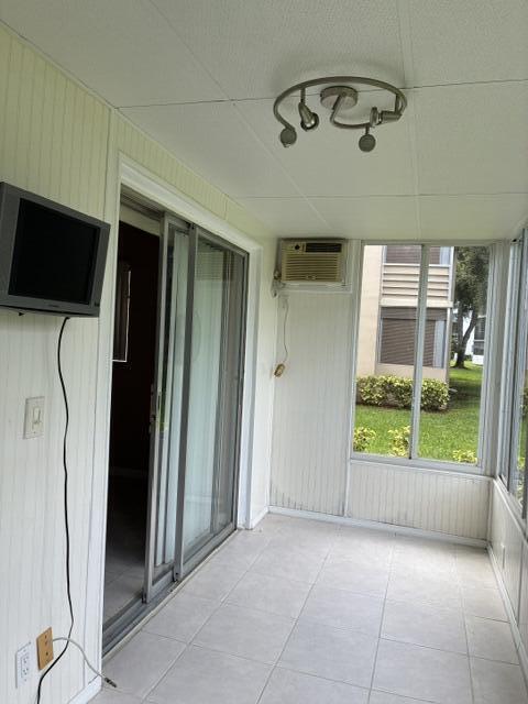 837 Normandy R Property Photo 14
