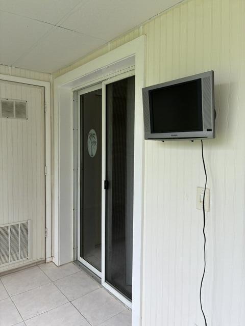 837 Normandy R Property Photo 15