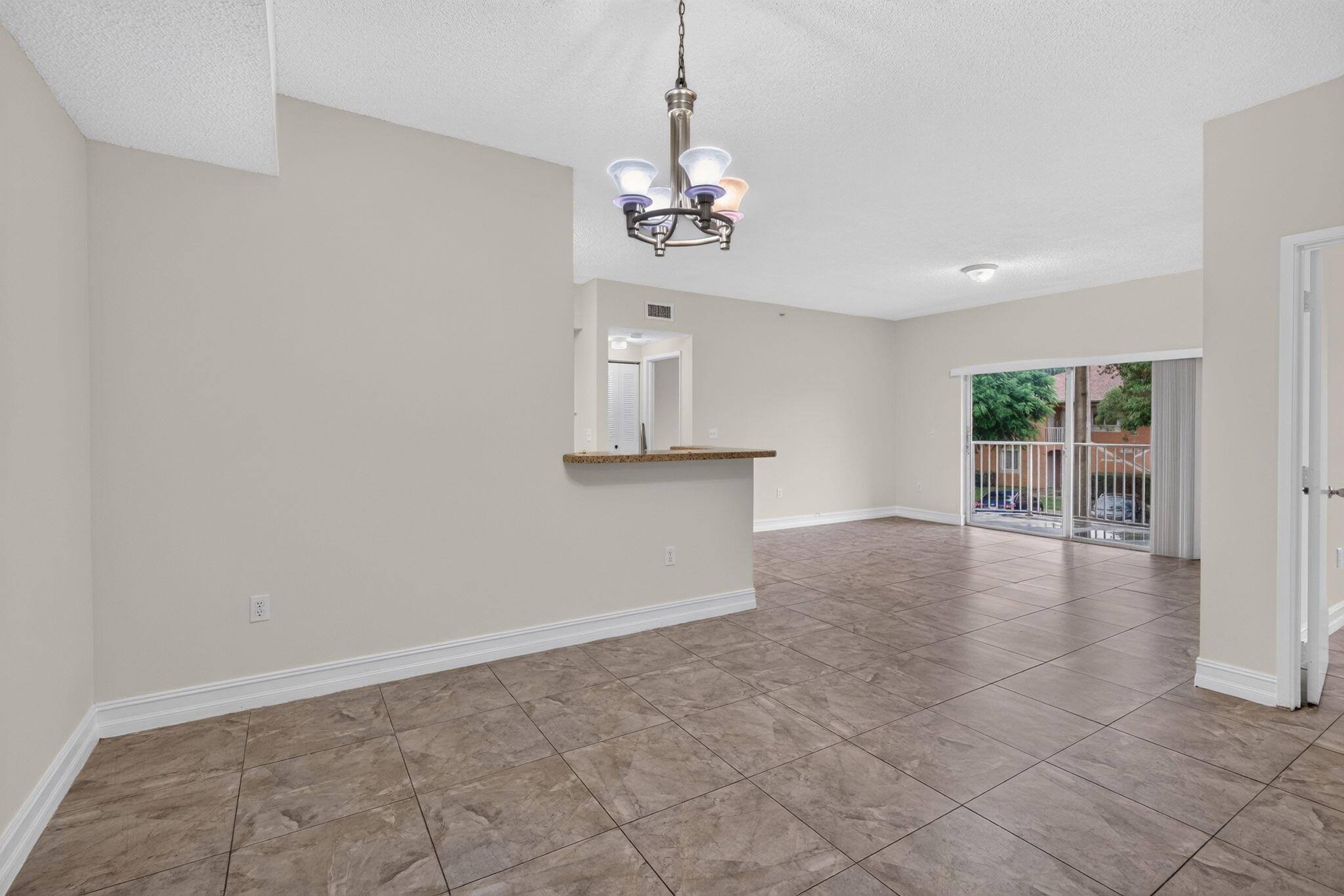 6960 Sw 39th Street 207e Property Photo 8