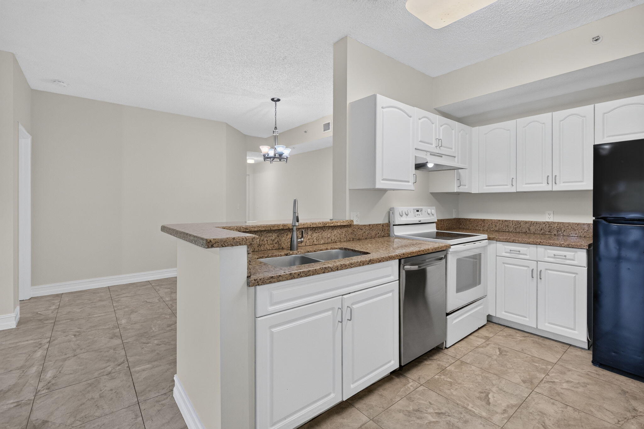 6960 Sw 39th Street 207e Property Photo 9