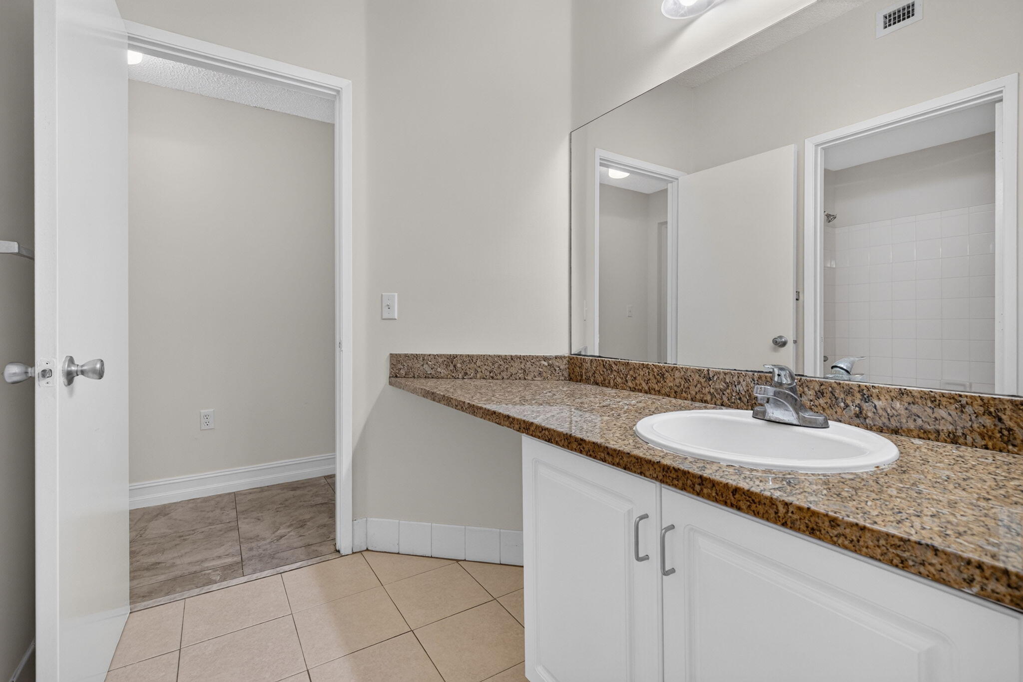 6960 Sw 39th Street 207e Property Photo 17