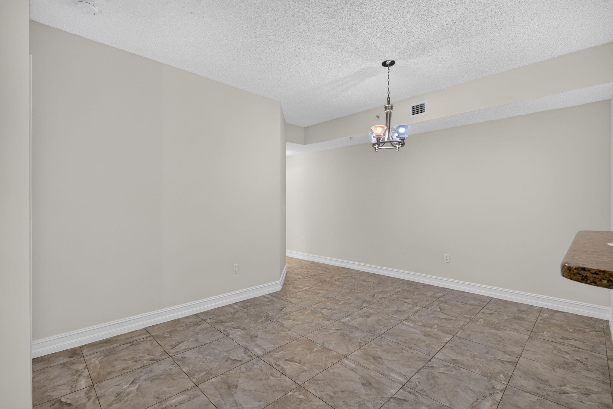 6960 Sw 39th Street 207e Property Photo 19