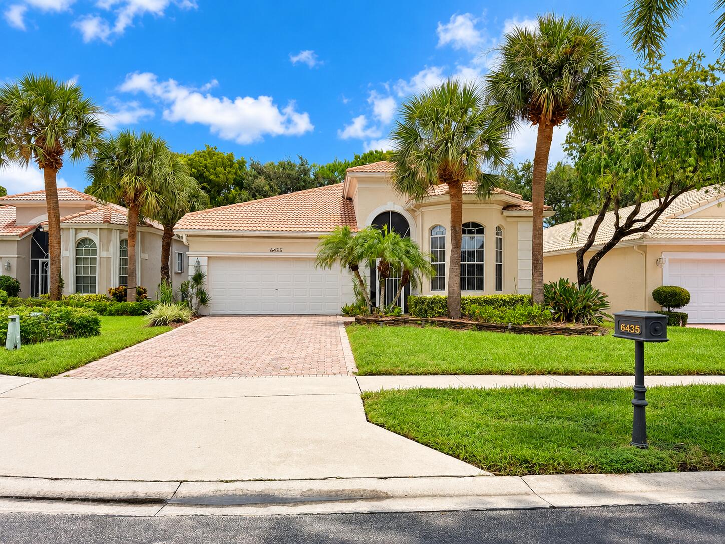 6435 EMERALD BREEZE Way