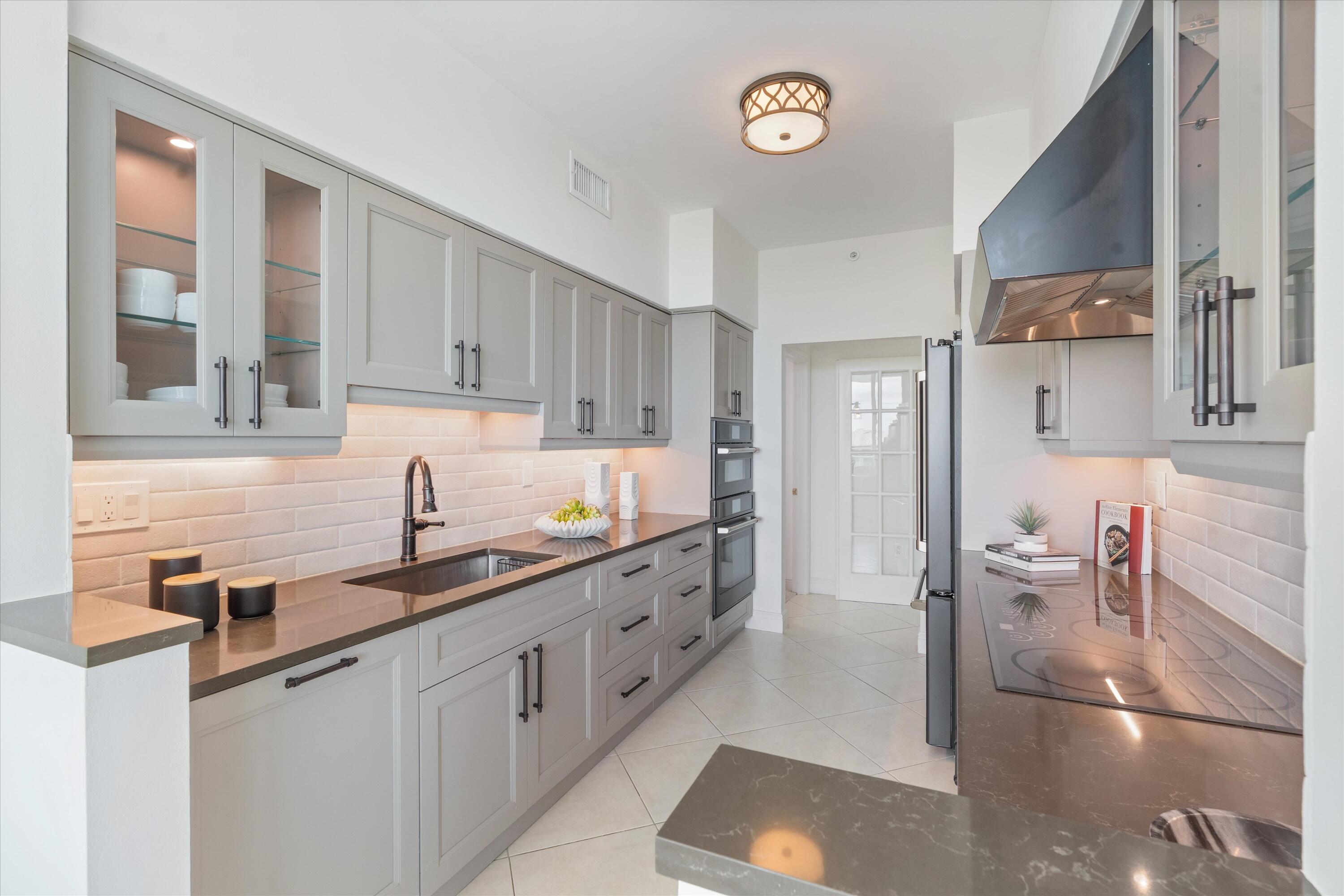 500 Se Mizner Boulevard A504 Property Photo 12
