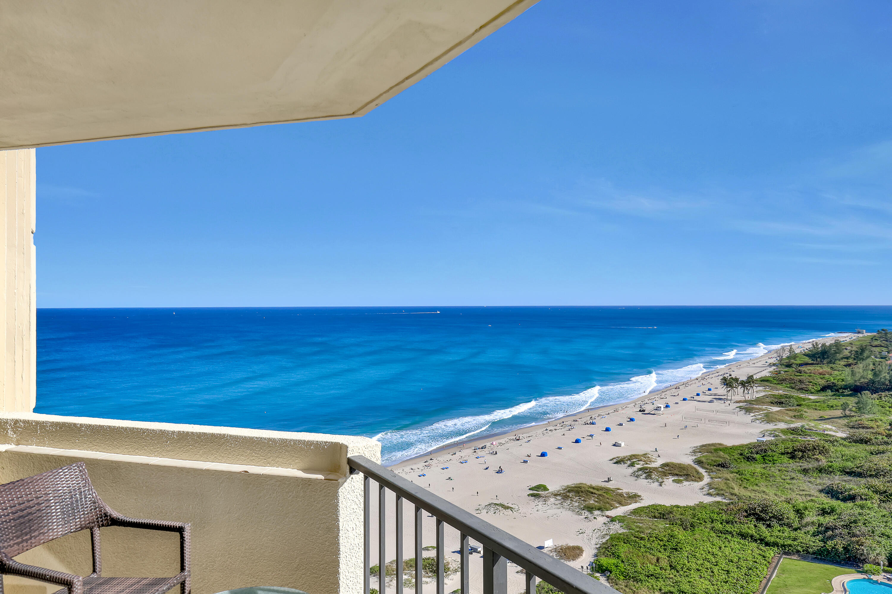2800 N Ocean Drive A-22a Property Photo 23
