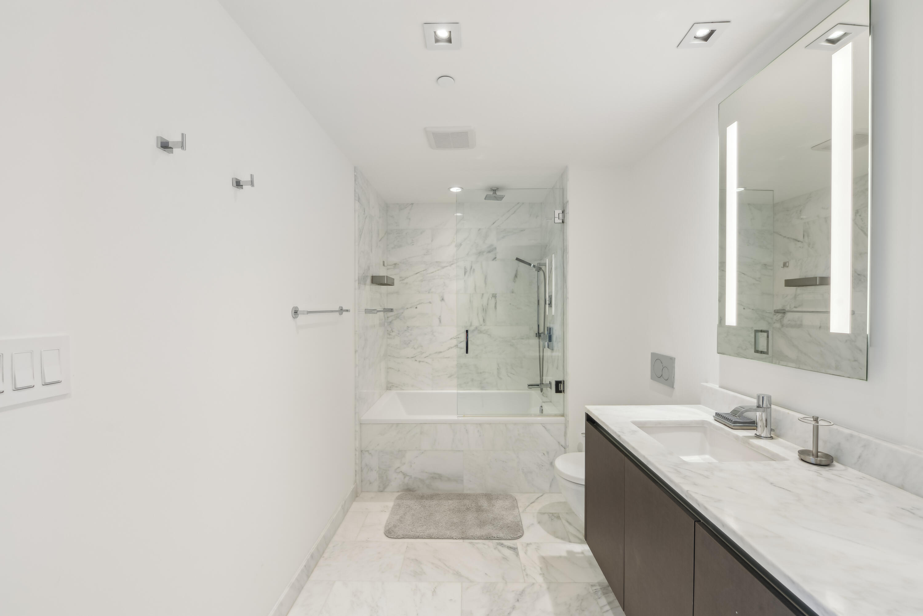 1451 Brickell Avenue 1202 Property Photo 21