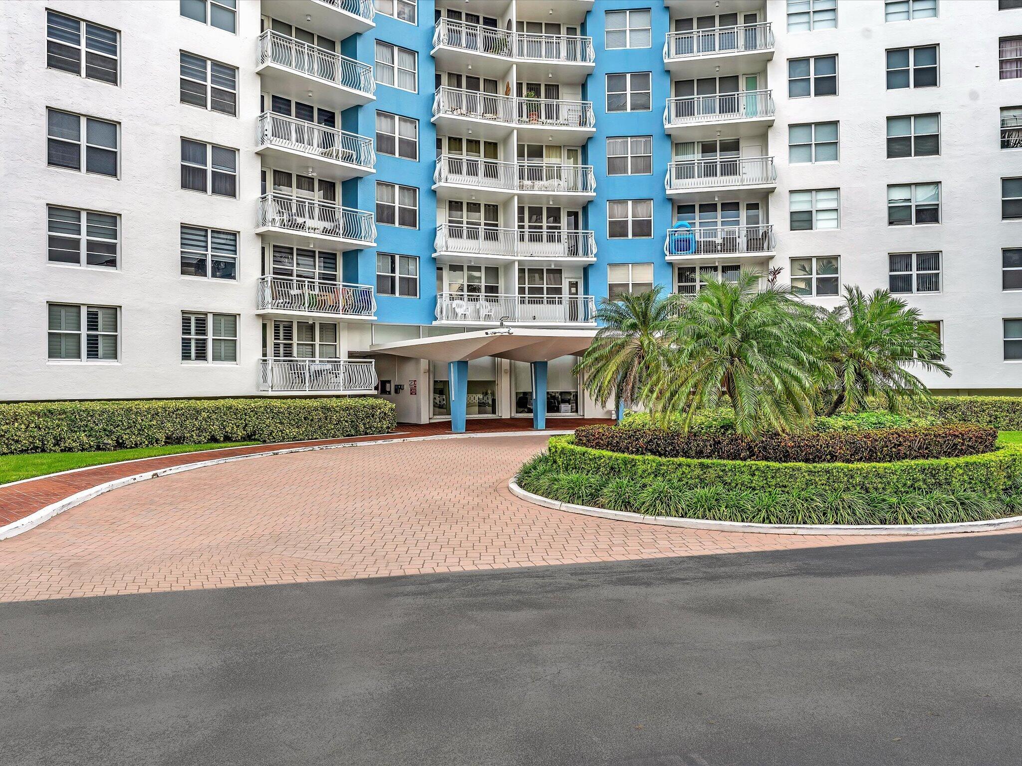 301 N Ocean Boulevard 709 Property Photo 4