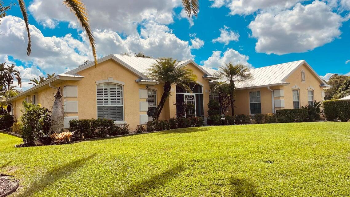 1829 Sw Hickock Terrace Property Photo 1
