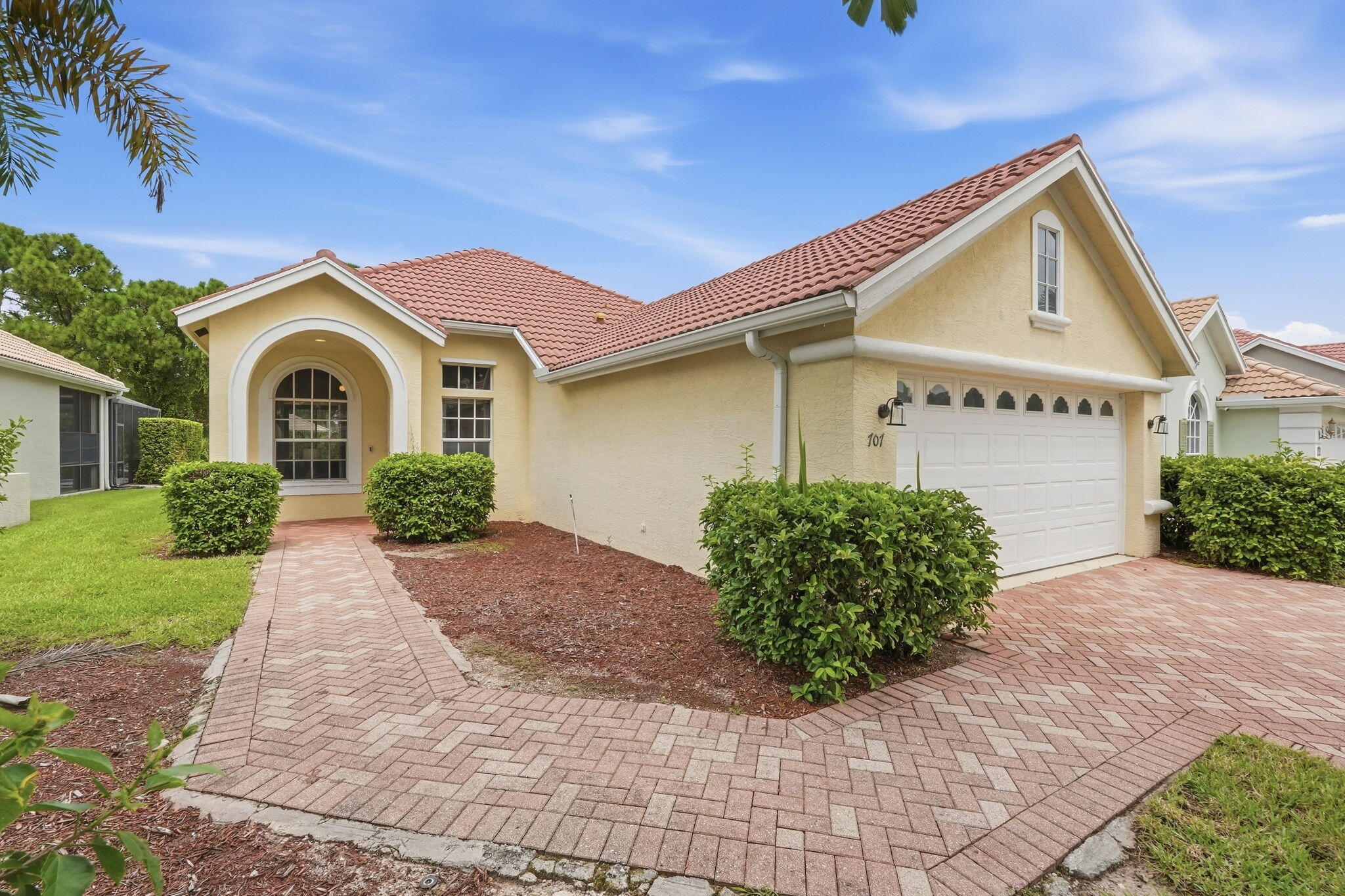 707 Sw San Salvador Cove Property Photo 4