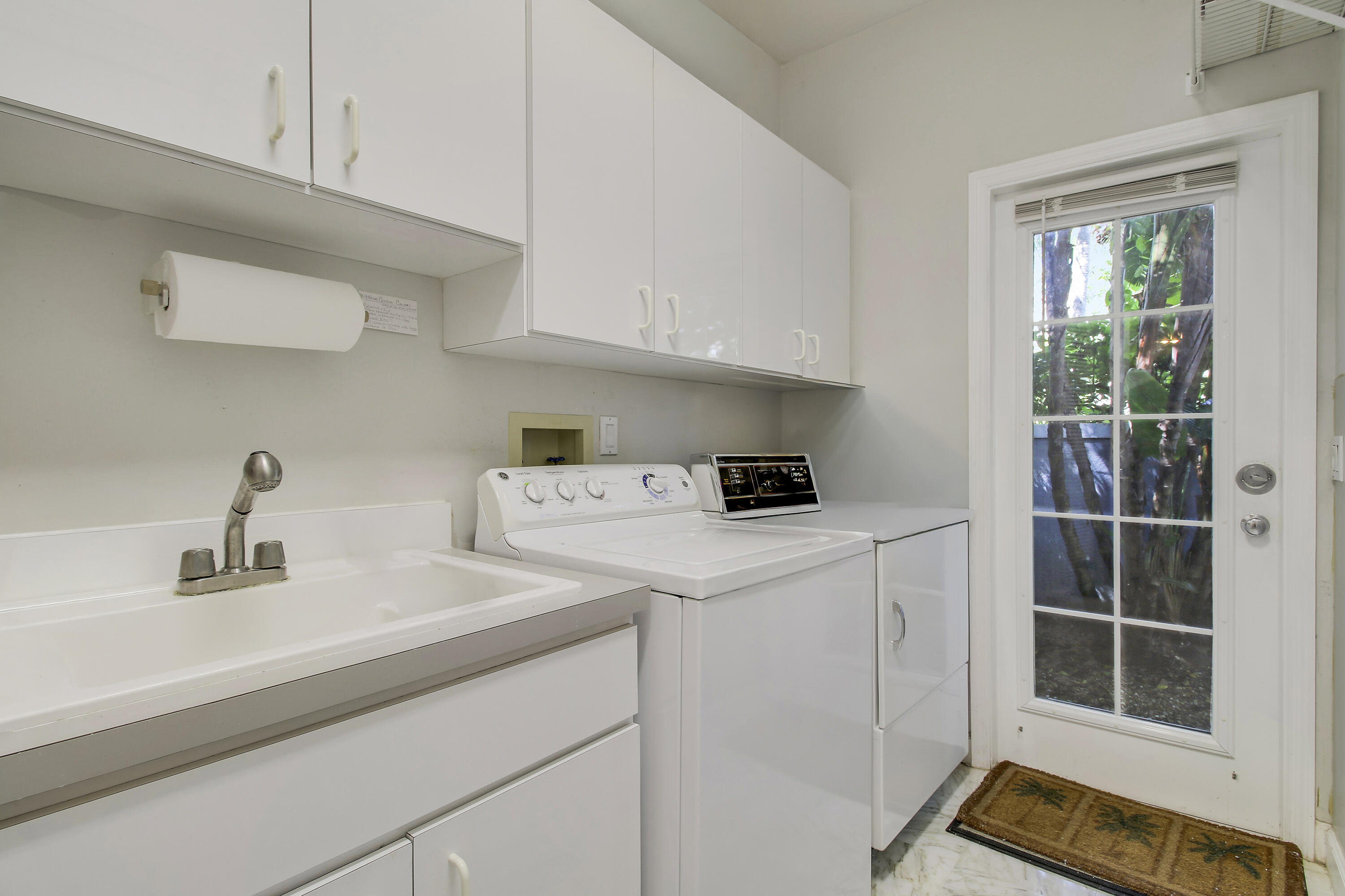 234 Park Avenue Property Photo 7