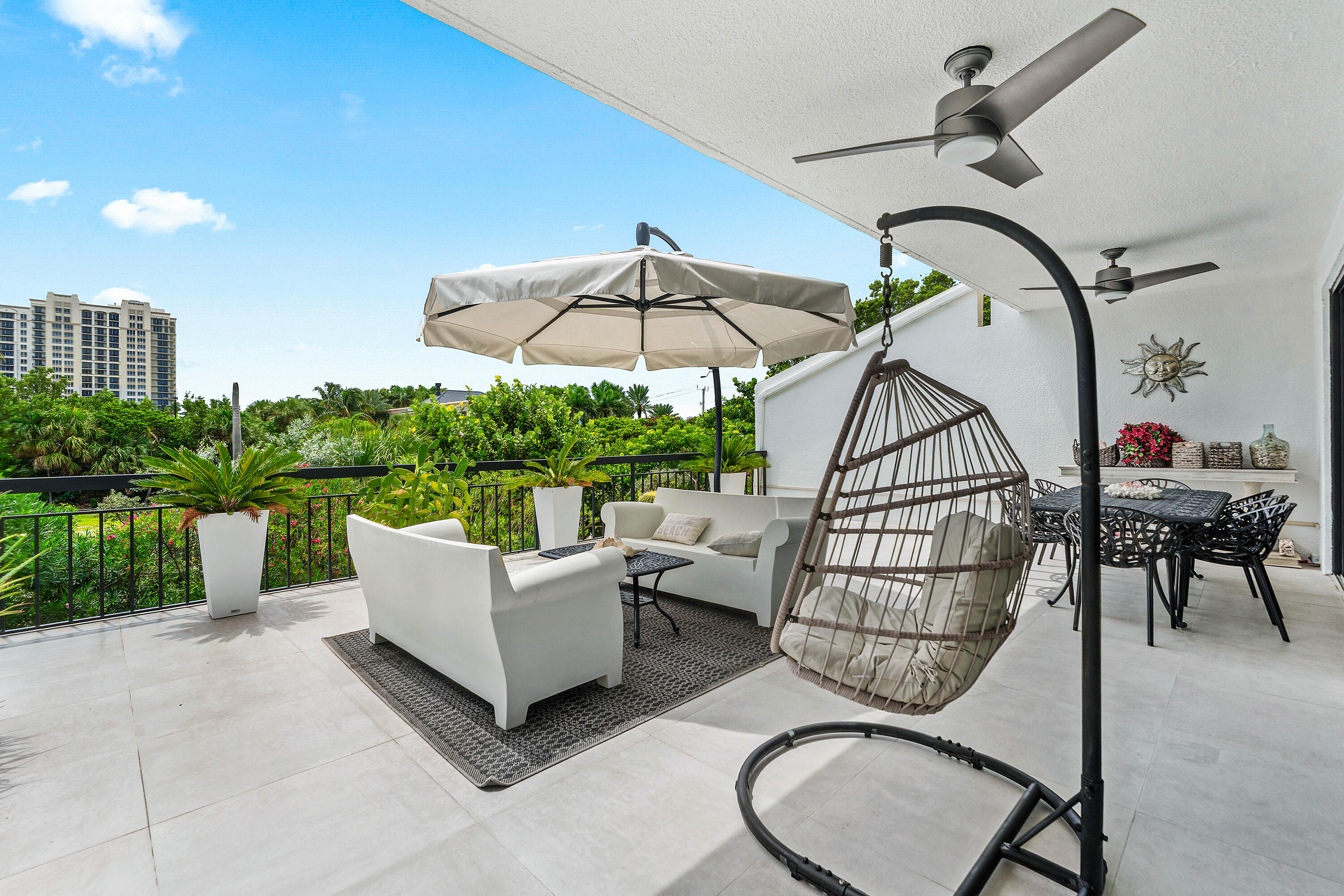 3966 N Ocean Drive 8 Property Photo 16