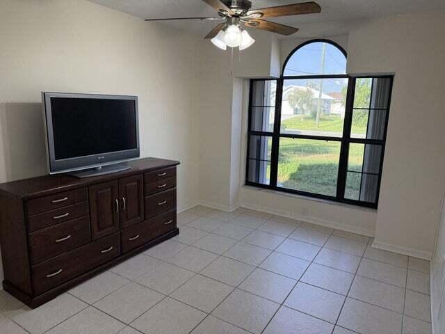 3053 Se Wake Road Property Photo 15