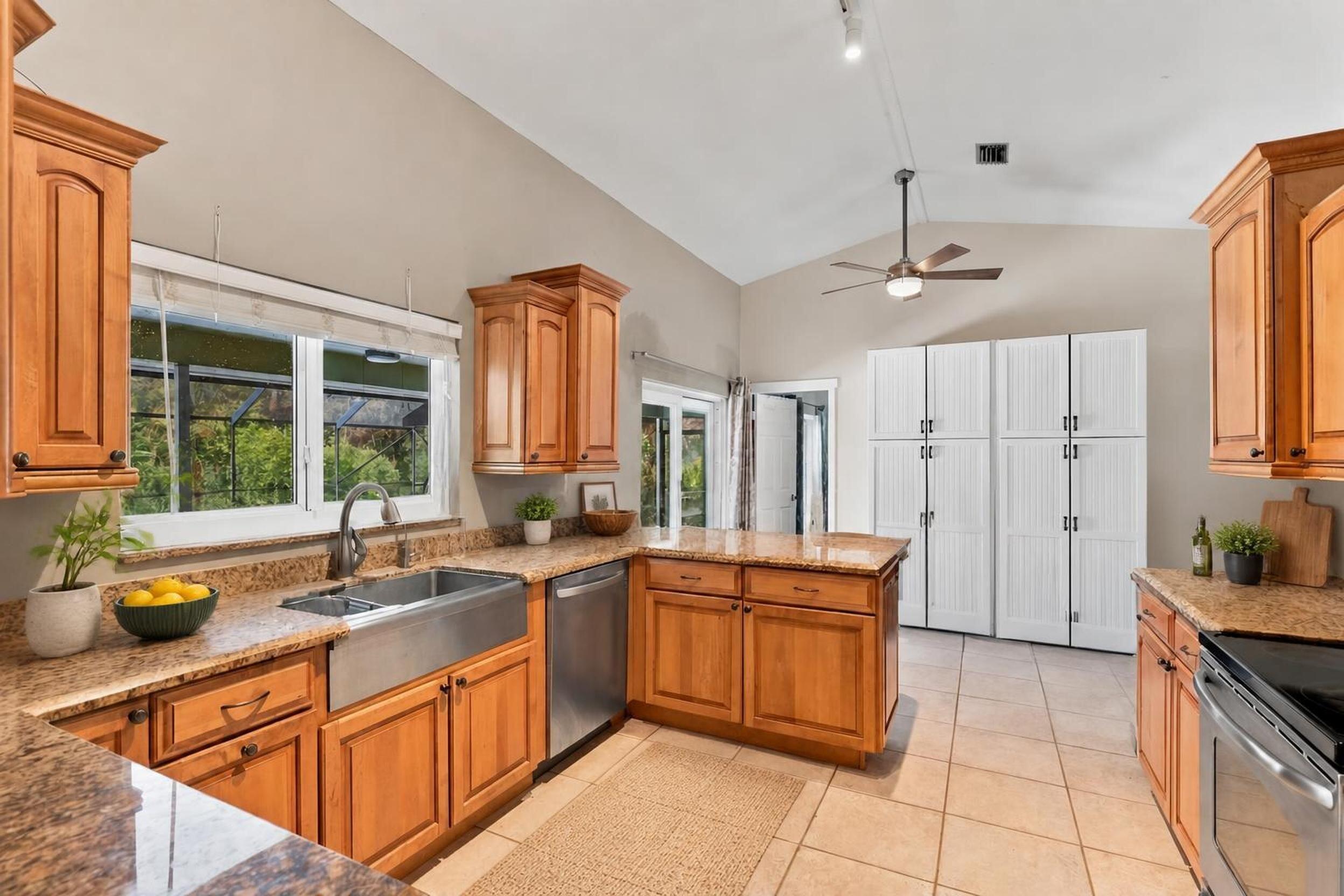 13443 Windover Way Property Photo 6